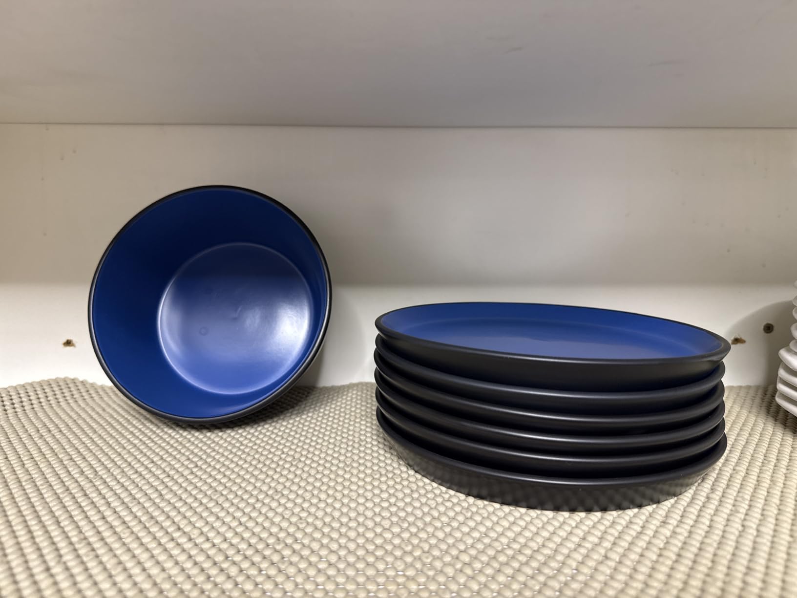 Stone Lain Albie Stoneware 32-Piece Modern Dinnerware Set, Kitchen Plates and Bowls Sets, Service for 8, Blue and Black, Microwave & Dishwasher Safe customer photo 2