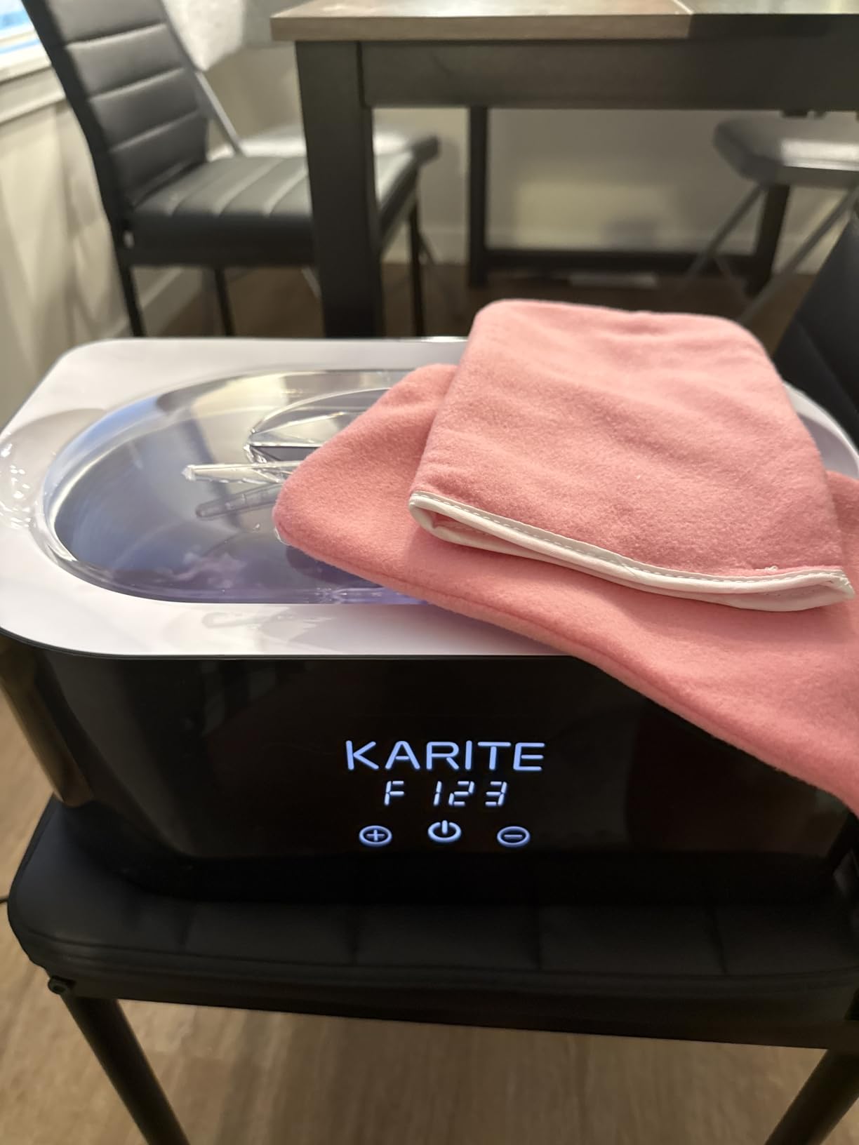 Paraffin Wax Machine for Hand and Feet - Karite Paraffin Wax Bath 4000ml Paraffin Wax Warmer Moisturizing Kit Auto-time and Keep Warm Paraffin Hand Wax Machine customer photo 2