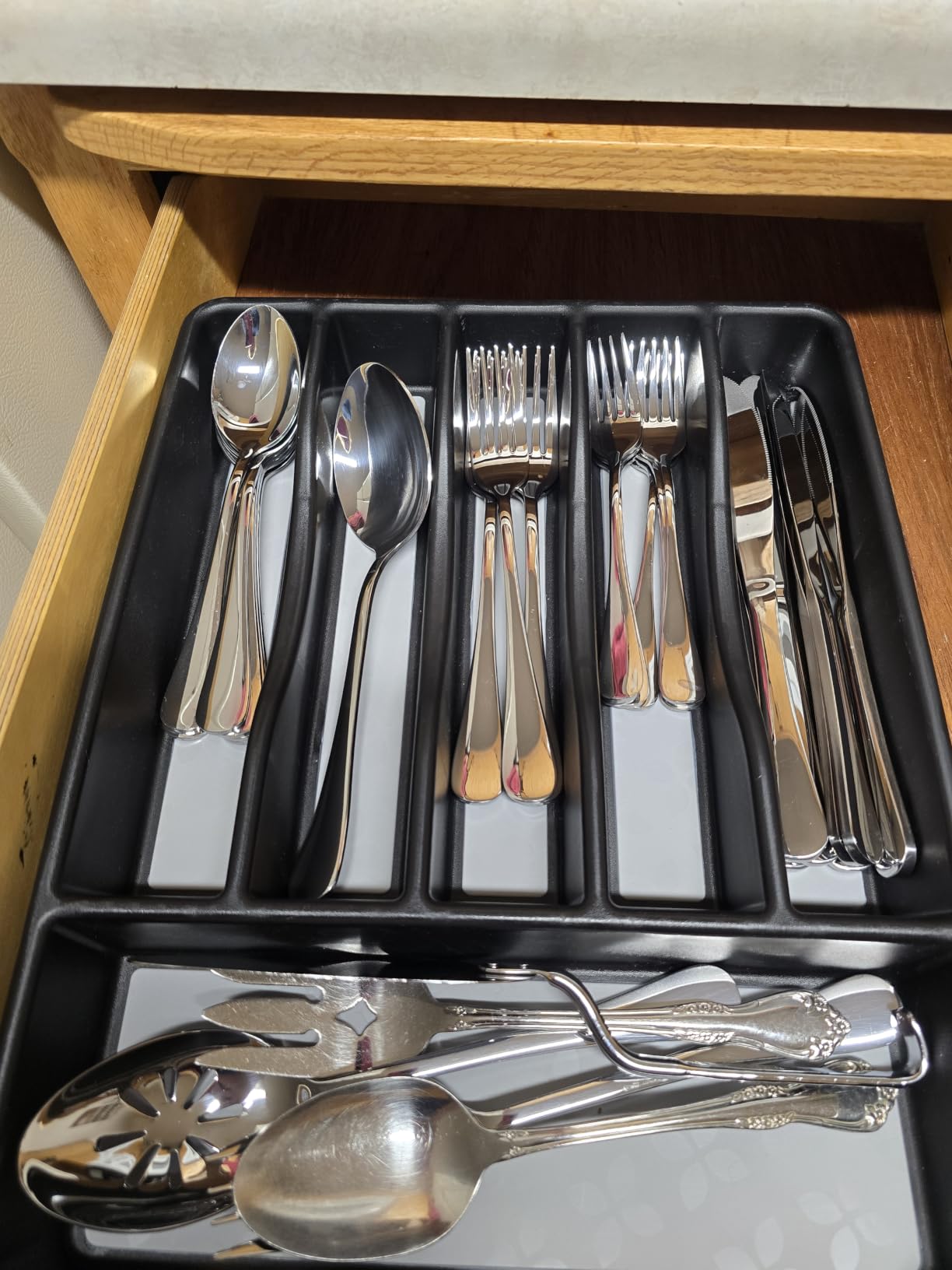 Silverware Set for 8, 40 Piece Stainless Steel Flatware Utensil Cutlery Set customer photo 2
