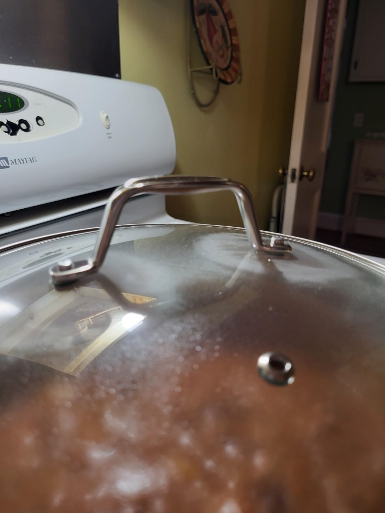 NutriChef 19-Quart Stainless Steel Stockpot – 18/8 Food Grade Heavy-Duty Induction-Compatible Pot with See-Through Lid, Ideal for Stews, Broths, Simmering & Soups, Dishwasher Safe – NCSP20 customer photo 2