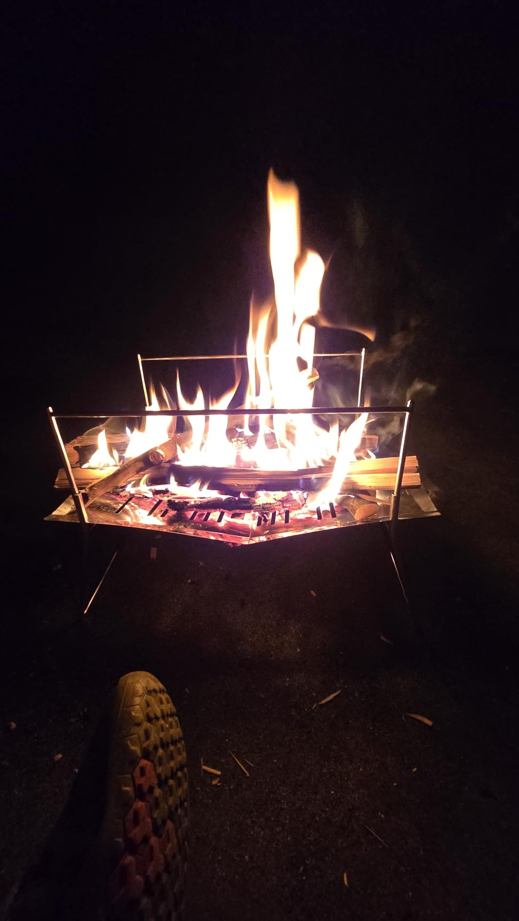 Tokyo Camp HAKOSUKA Portable Fire Pit, Stainless Steel Foldable Wood Grill customer photo 2