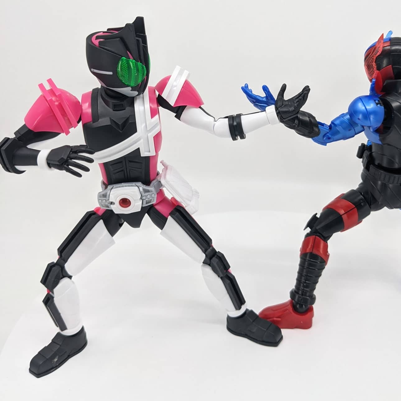 Bandai Hobby - Kamen Rider - Masked Rider Decade, Bandai Spirits Figure-Rise Standard Model Kit customer photo 2