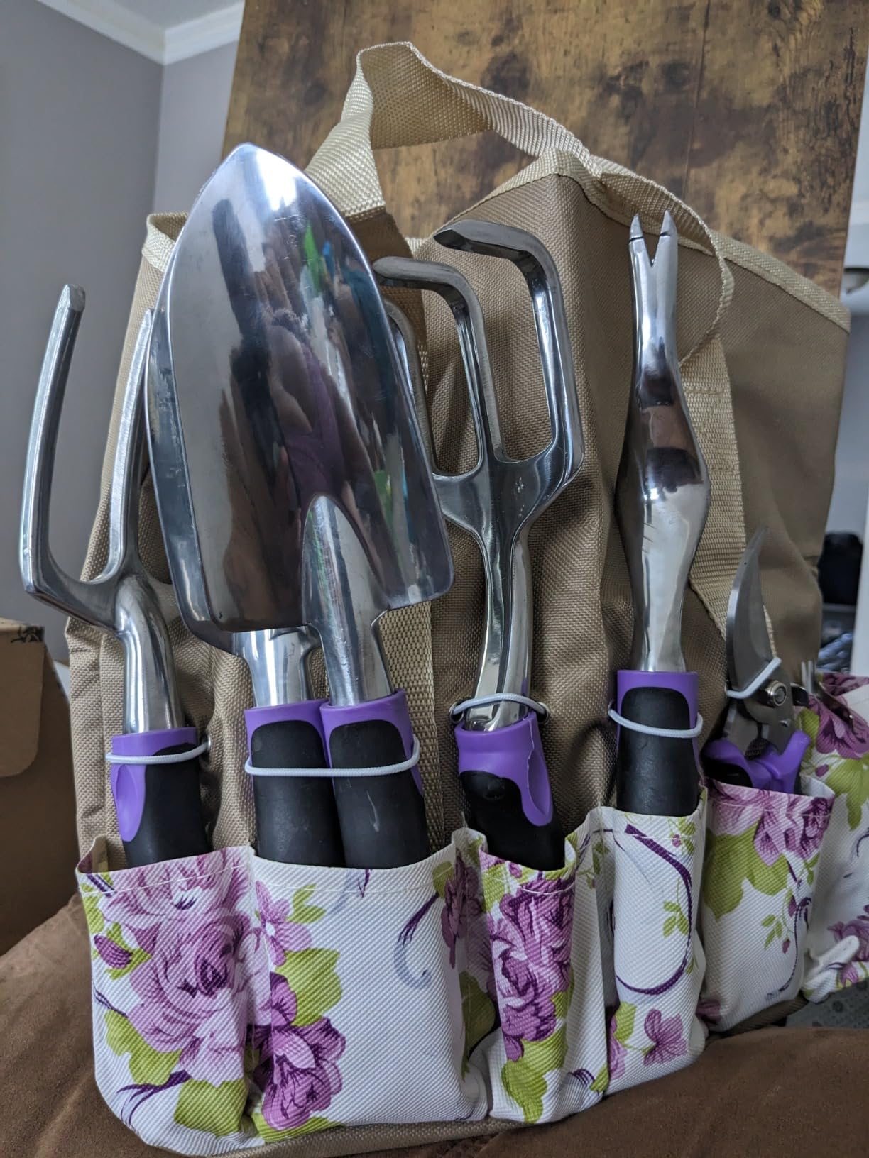 Garden Tools Set, 30 Piece Stainless Steel Gardening Kit with Vintage Floral Tote Bag, Non-Slip Ergonomic Rubber Handle, Ideal Gift for Women & Beginners, for Succulent, Home Garden customer photo 1