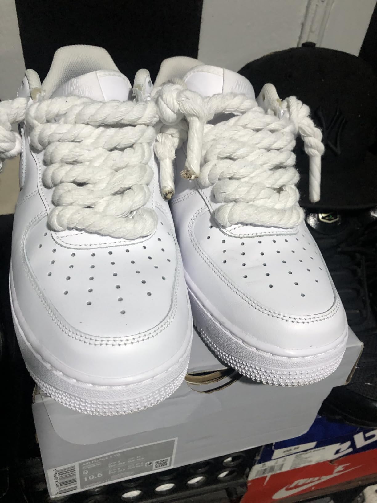 Nike Men's Air Force 1 '07 Basketball Shoe customer photo 2