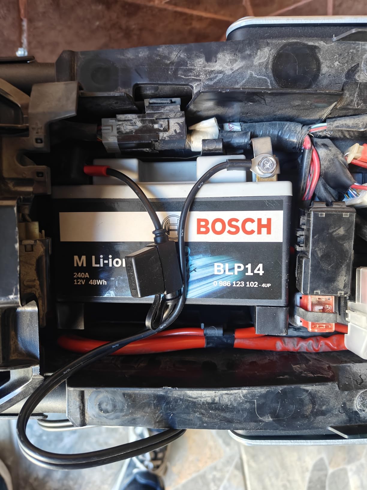 BOSCH BLP9 - Lithium PowerSport Battery - Group 9, 12V, 180A customer photo 2