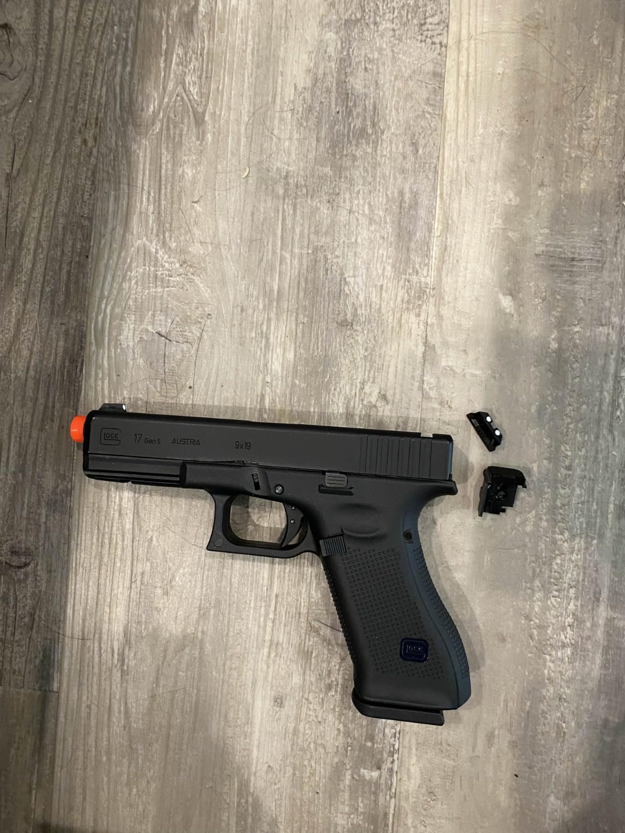 Elite Force Glock 17 Gen5 GBB Blowback 6mm BB Pistol Airsoft Gun customer photo 2