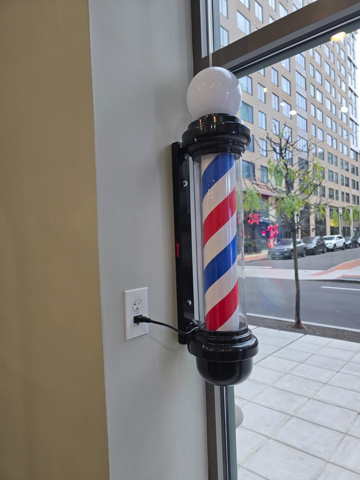 27'' Red White Blue Barber Pole Light customer photo 1