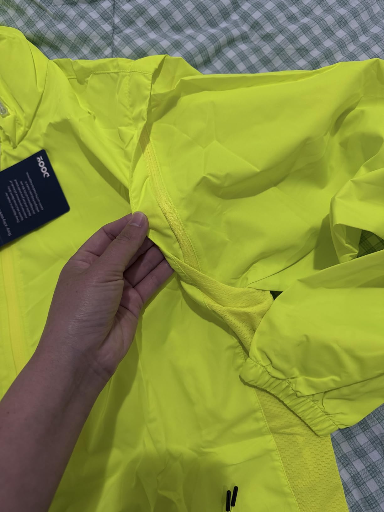 Dooy Men's Cycling Jacket with Detachable Sleeves Windbreaker Jackets Windproof Running Vest Lightweight and High Visibility customer photo 2