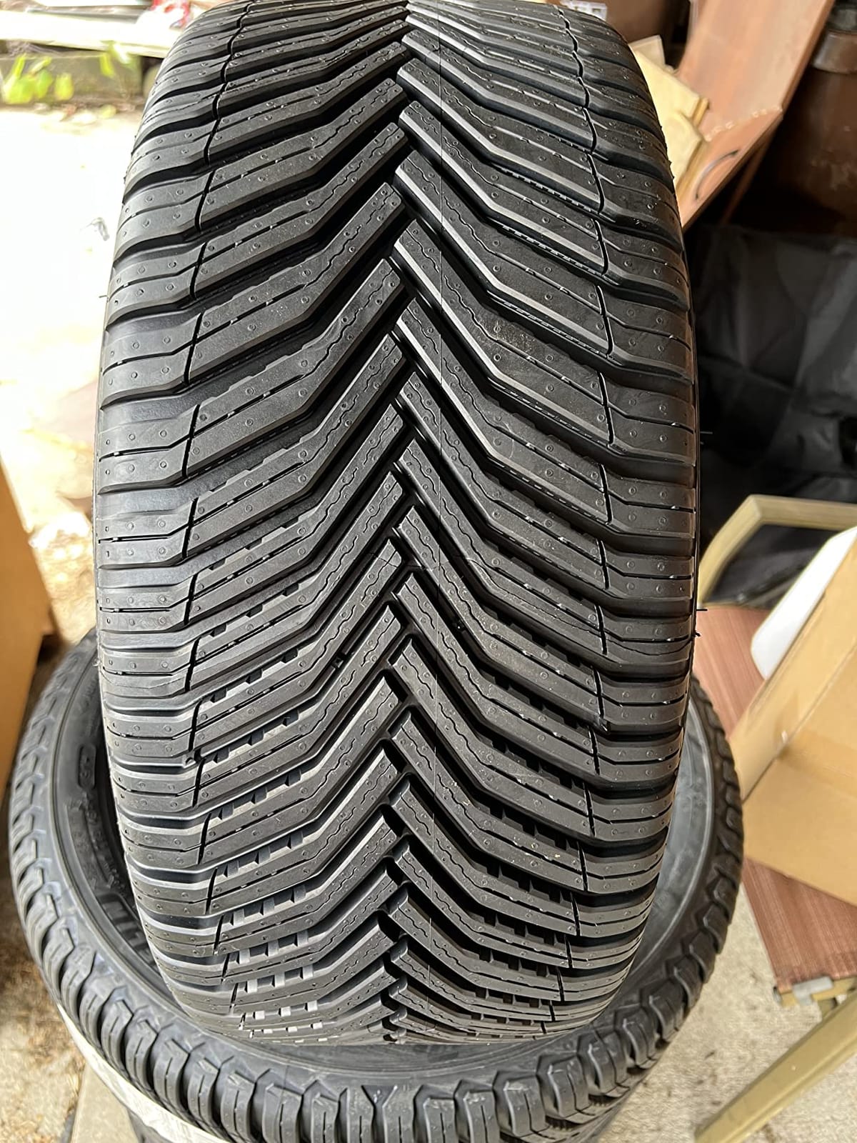 MICHELIN CROSSCLIMATE2 A/W CUV 225/65R17 102H (Set of 1 Tire Only) customer photo 1