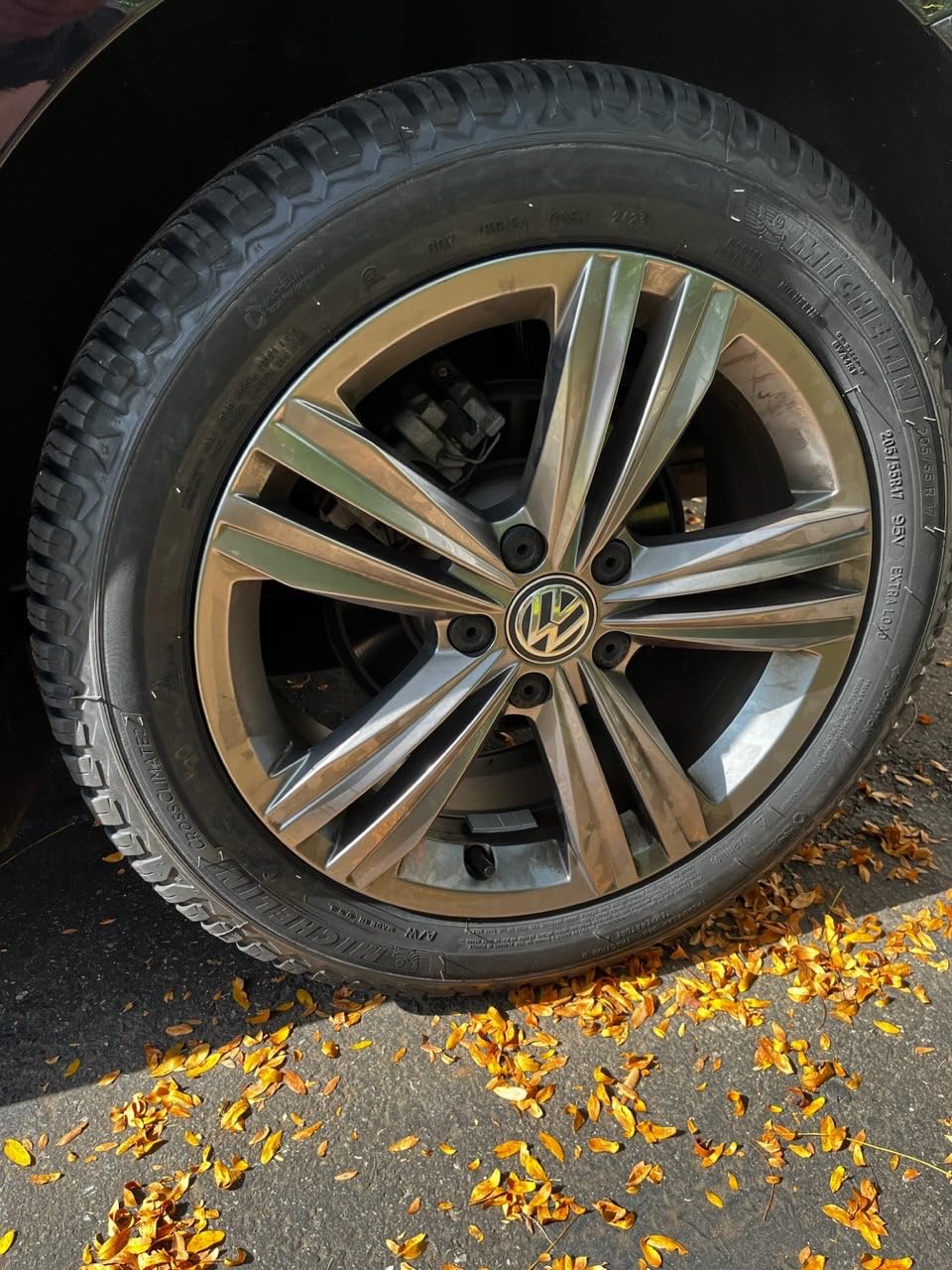 MICHELIN CROSSCLIMATE2 A/W CUV 225/65R17 102H (Set of 1 Tire Only) customer photo 2