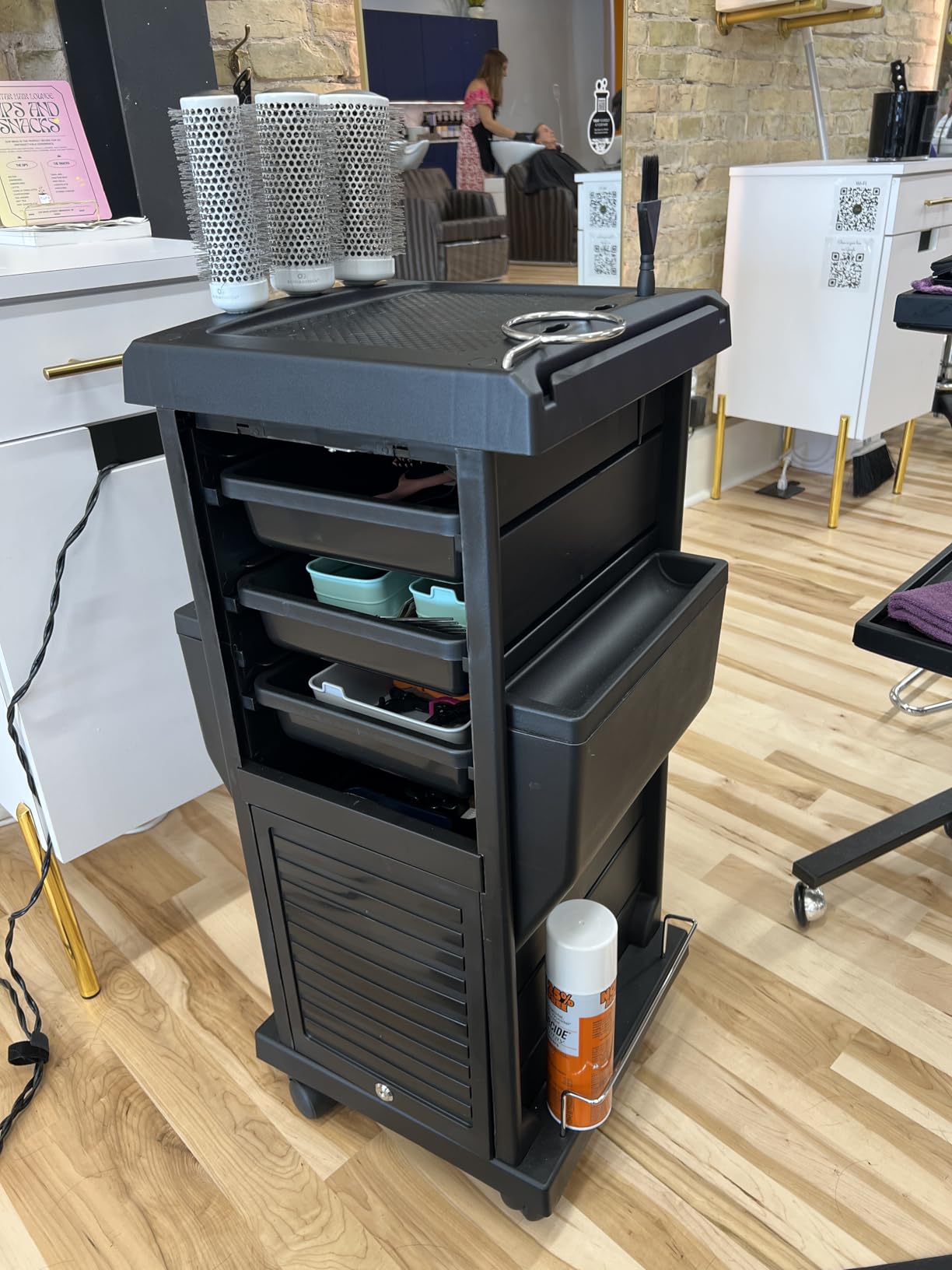 TASALON Lockable 6-Tray Salon Rolling Cart with 2 Holders, Black customer photo 2