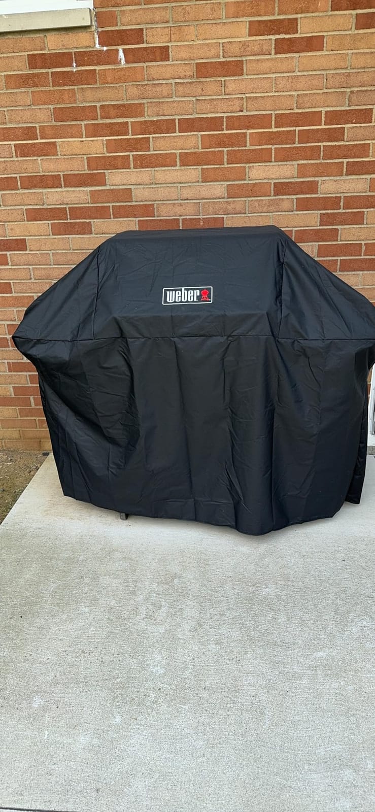 Weber® Premium Outdoor Grill Cover for Select Genesis® Gas Grills, Black customer photo 1