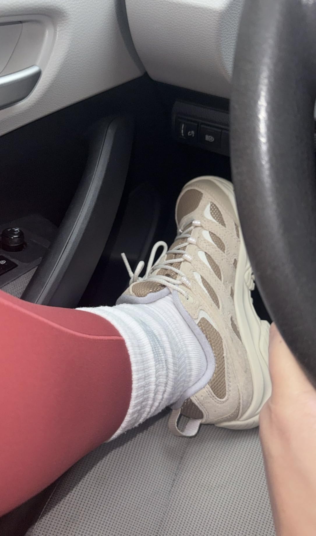 Merrell Women's Moab 3 Hiking Shoes customer photo 1