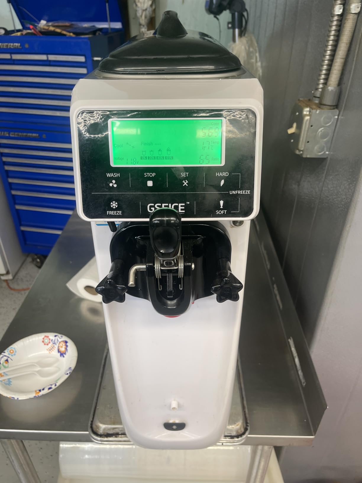 GSEICE Soft Serve Ice Cream Machine ETL customer photo 1
