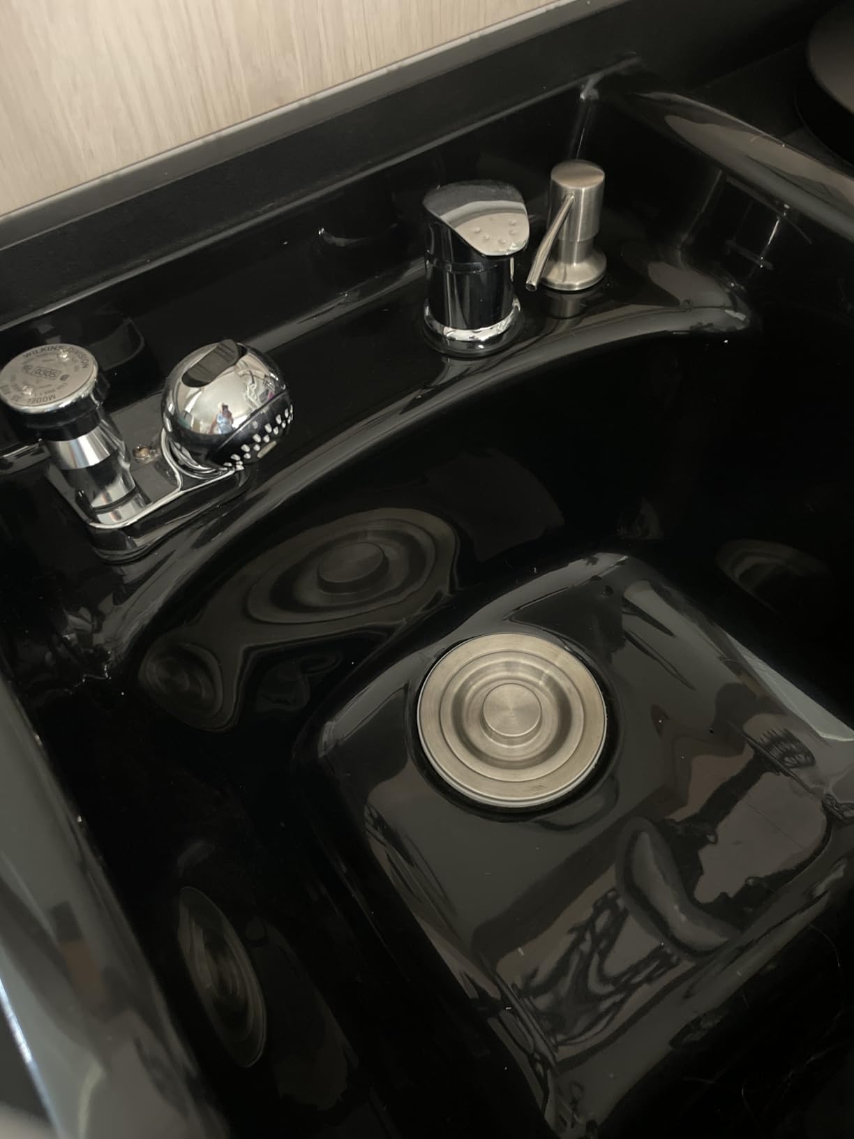 Artist hand Shampoo Backwash Sink Station Shampoo Station (Black) customer photo 1