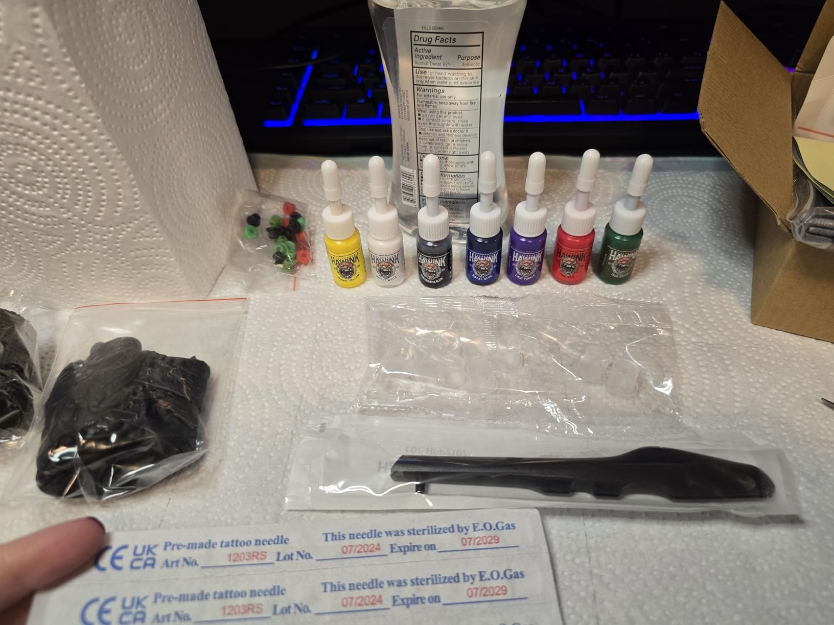 HAWINK Tattoo Kit Tattoo Pen Kit Poke a Stick Tattoo Hand Tool Kit with 7 Ink 20 PCS Needles GK-HW803TN01-1 customer photo 2