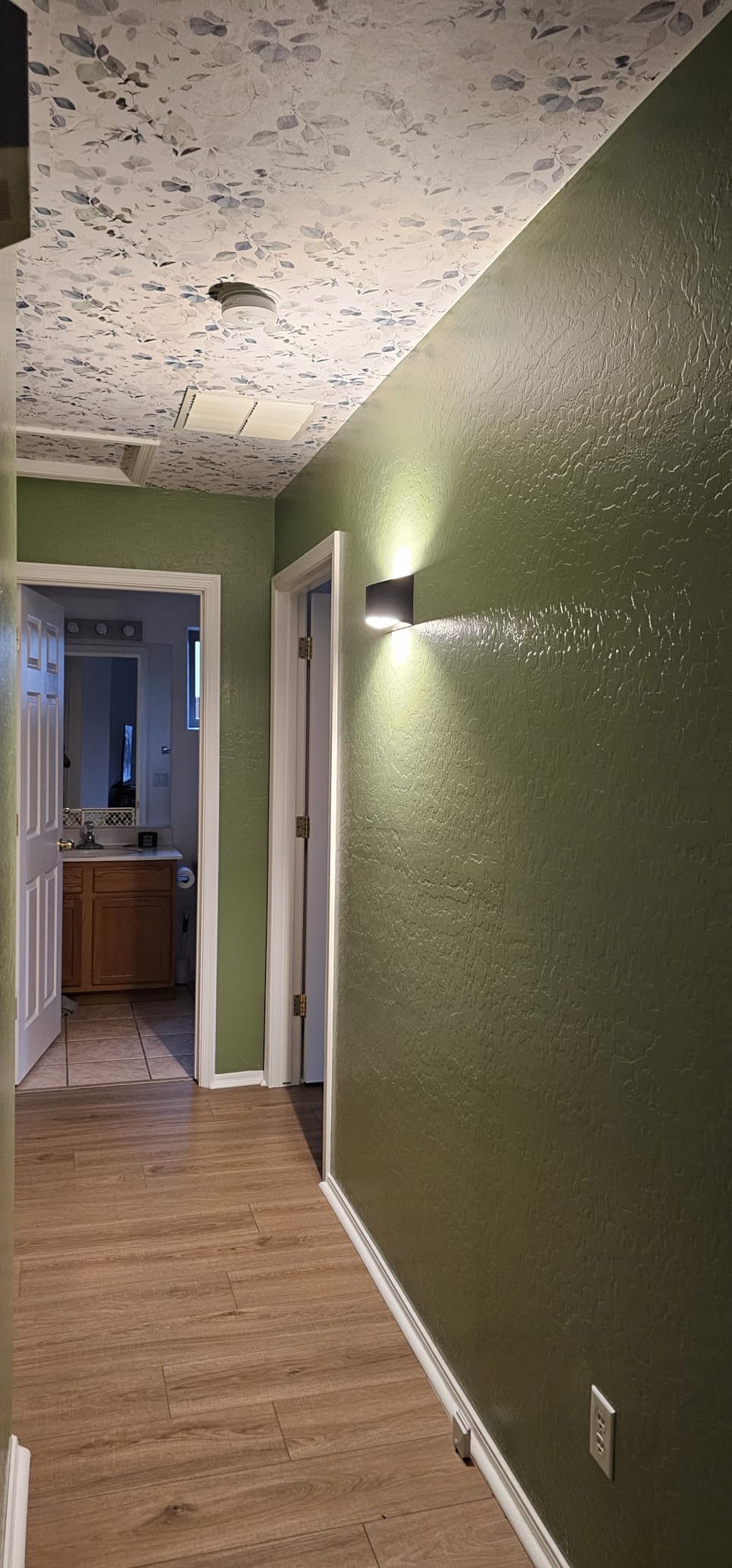 Aipsun Black Modern LED Wall Sconce Hardwired Indoor Wall Lights Set of 2 Up and Down Wall Mount Light for Living Room Bedroom Hallway Corridor Conservatory Warm White 3000K(with G9 Bulbs) customer photo 1