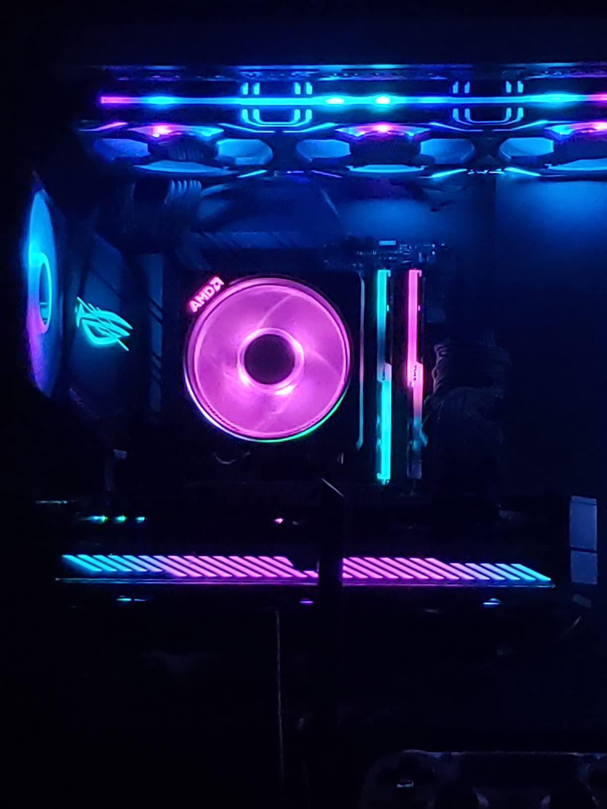 ASUS ROG Strix NVIDIA GeForce RTX 3060 Ti V2 OC Edition Gaming Graphics Card (PCIe 4.0, 8GB GDDR6, LHR, HDMI 2.1, DisplayPort 1.4a, Axial-tech Fan Design, 2.9-slot, Super Alloy Power II, GPU Tweak II) customer photo 2