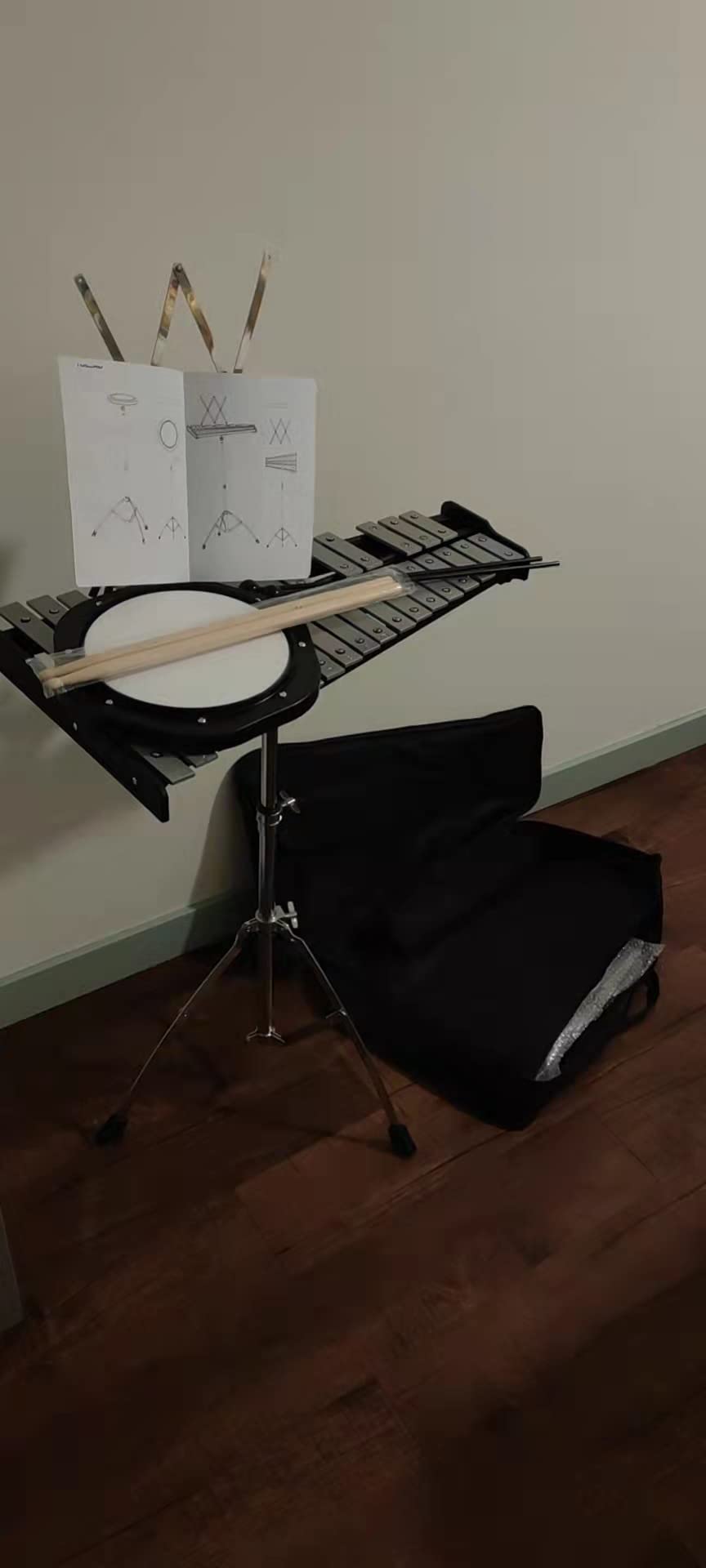 TOLEAD 32 Notes Glockenspiel Kit Xylophone Bell Percussion Instruments with Adjustable Height Stand, Practice Pad Mallets & Wooden Drumsticks, Portable Carrying Bag customer photo 2