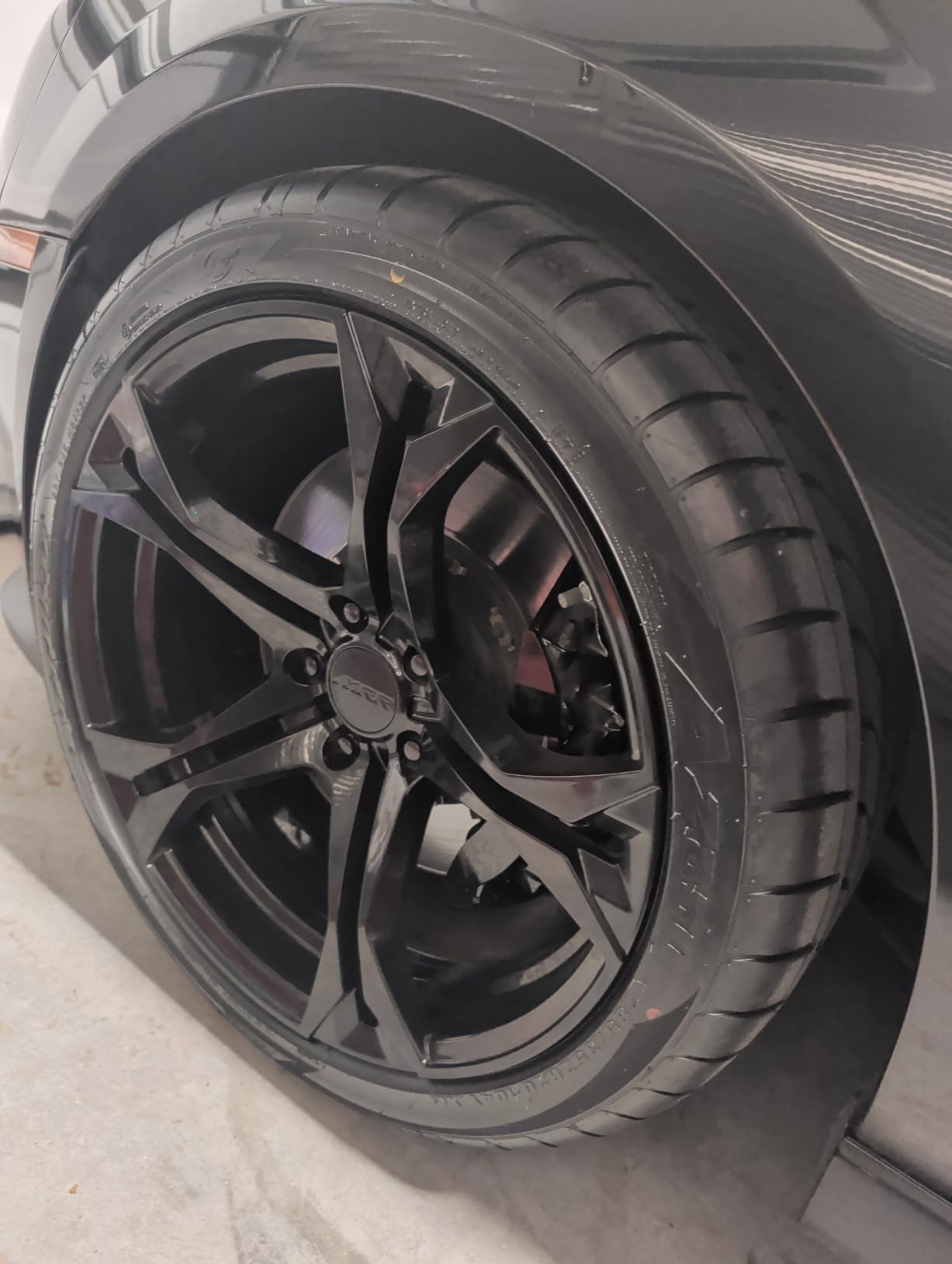 ATTURO AZ850 Ultra-High Performance Summer Tire, 275/40R19 105Y XL customer photo 2