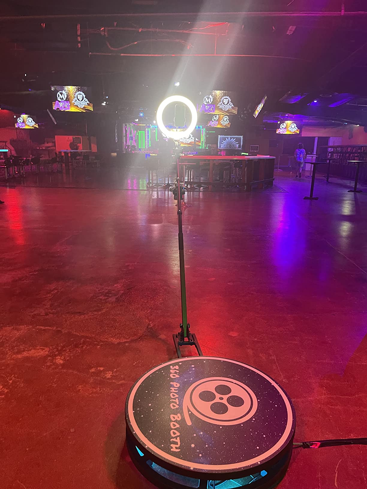 360 Photo Booth with Flight Case Extra Free Battery Pack+Power Bank+Ring Light+Free Custom Logo,YCKJNB 360 Photo Booth Machine with Software Wireless Control Automatic Spin for 5-7 People(39.4