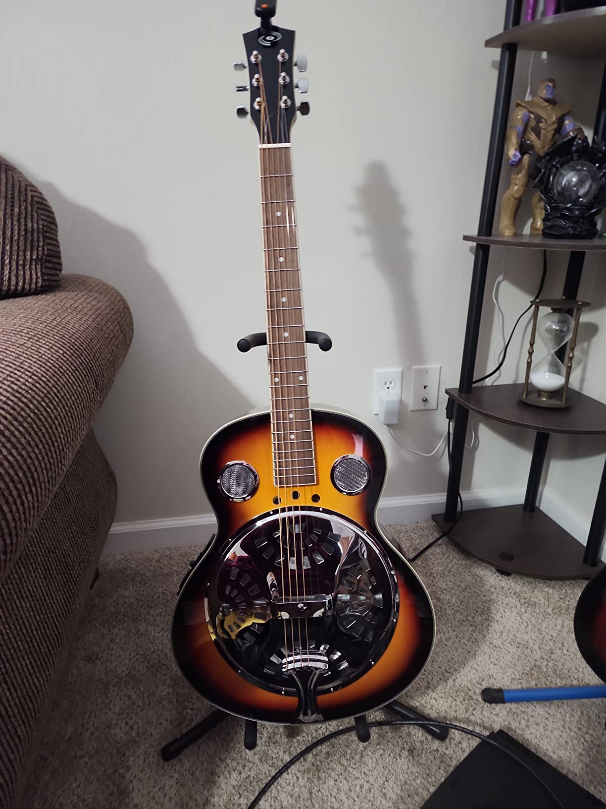 Resophonic Resonator Acoustic Electric Guitar Kit, 6 String Round Neck Sunburst Wood Body Guitar for Blues, Country & Slide, Built-in Preamp, Metal Cone, Gig Bag, Strap, Tuner, Strings & Picks customer photo 1