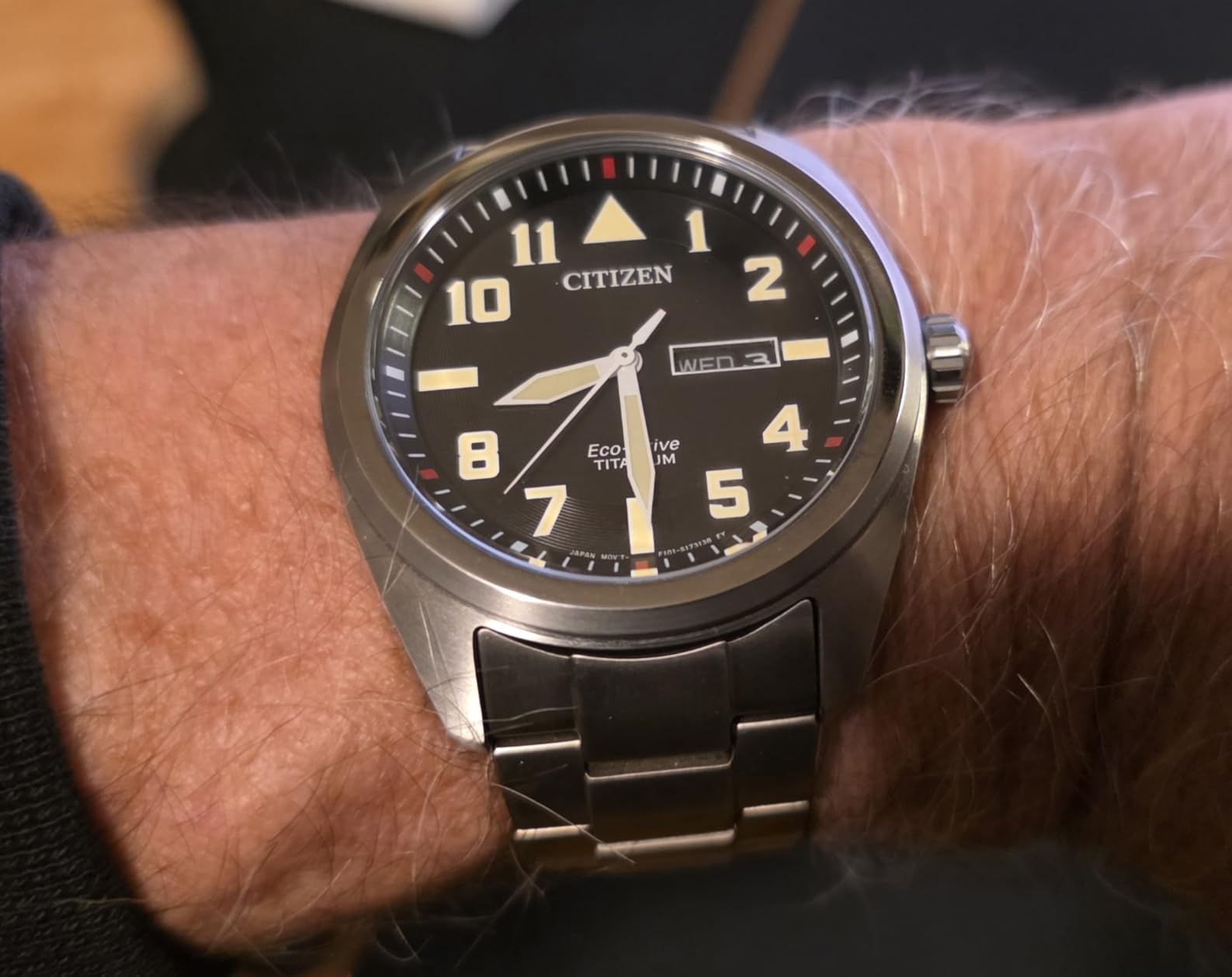 Citizen Men's Eco-Drive Weekender Garrison Field Watch in Super Titanium customer photo 2