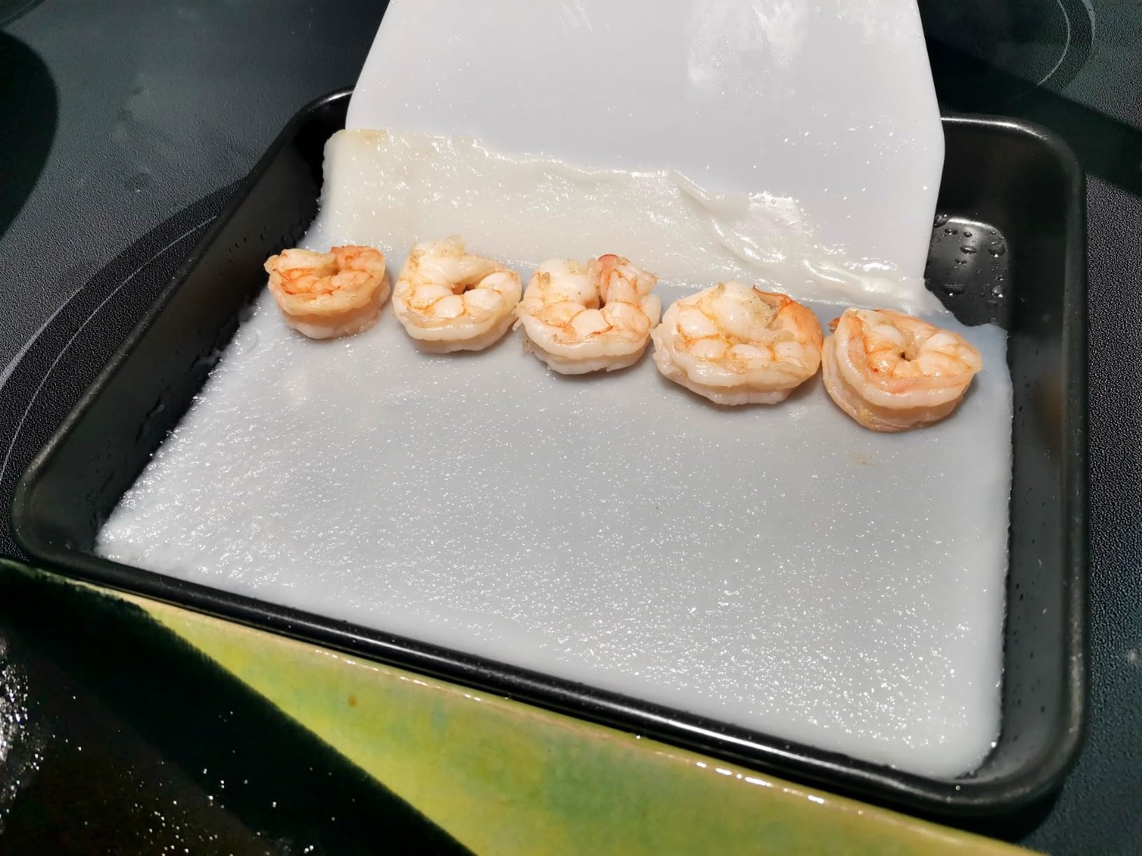 HONGBAKE 2 Pieces Large Flat Cookie Sheet No Edges, Nonstick Insulated Baking Pan, Commercial Oven Trays for Cooking, 16
