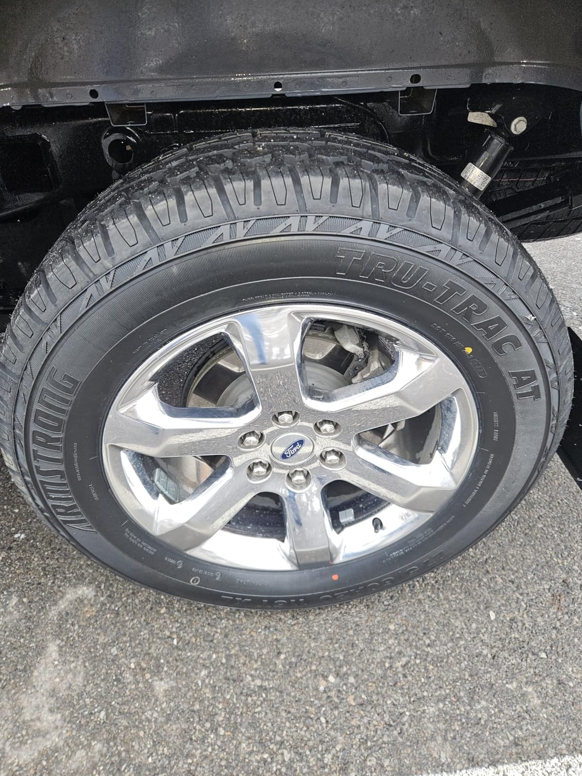 Armstrong Tru-Trac AT 275/55R20 117T All Terrain XL 20 inch Tire customer photo 2