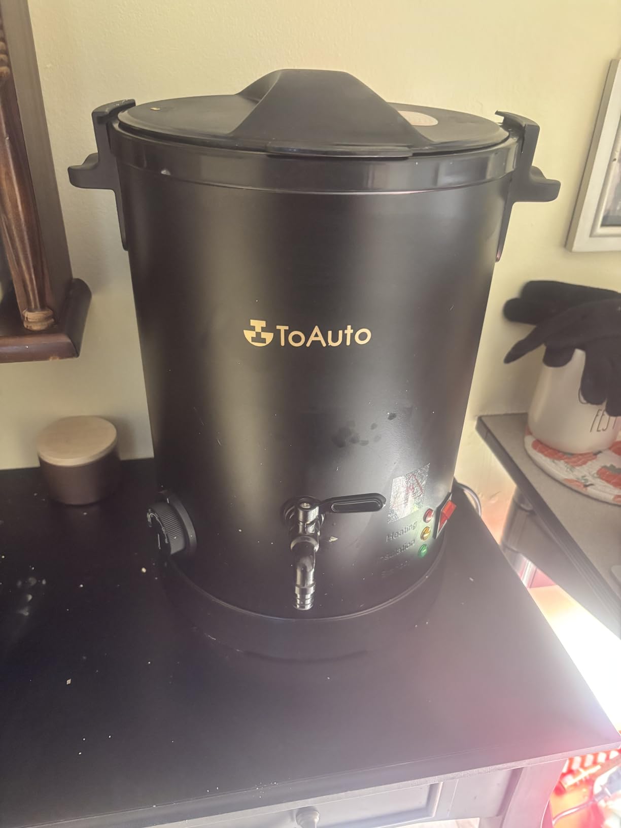 TOAUTO 16Lbs Large Wax Melter for Candle Making, Electric Wax Melting Container Holds 16Lbs Melted Wax with Heating Core Spout & Bottom Design for Commercial Candle Business customer photo 2
