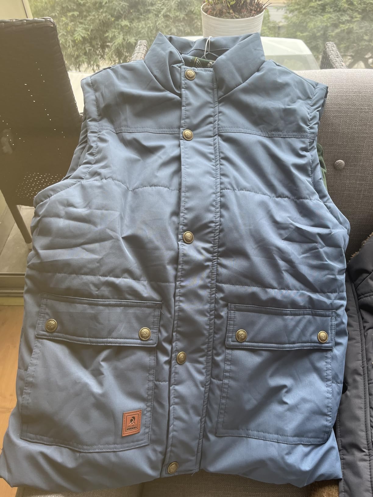 XinYangNi Men's Winter Warm Outdoor Padded Puffer Vest Thick Fleece Lined Sleeveless Jacket customer photo 1