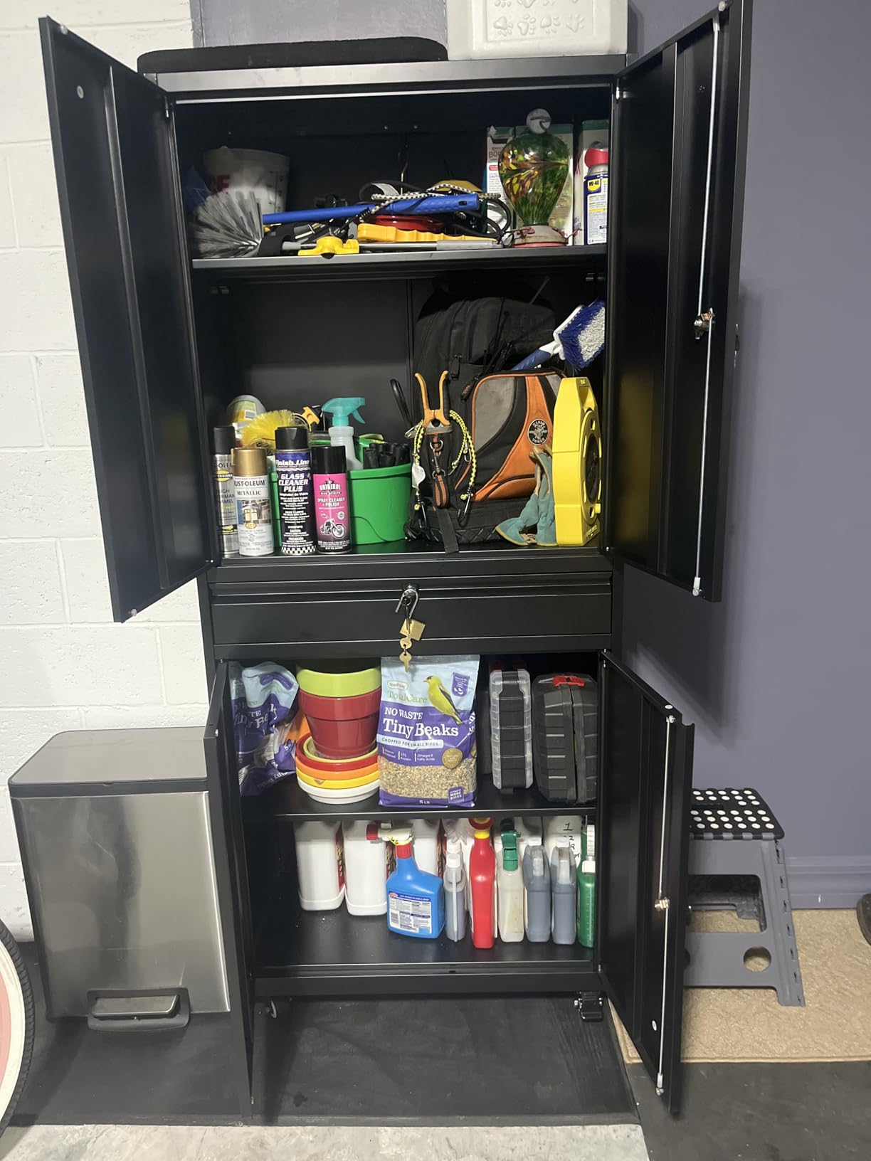 Yizosh Metal Garage Storage Cabinet with 2 Doors and 2 Adjustable Shelves - 35.5