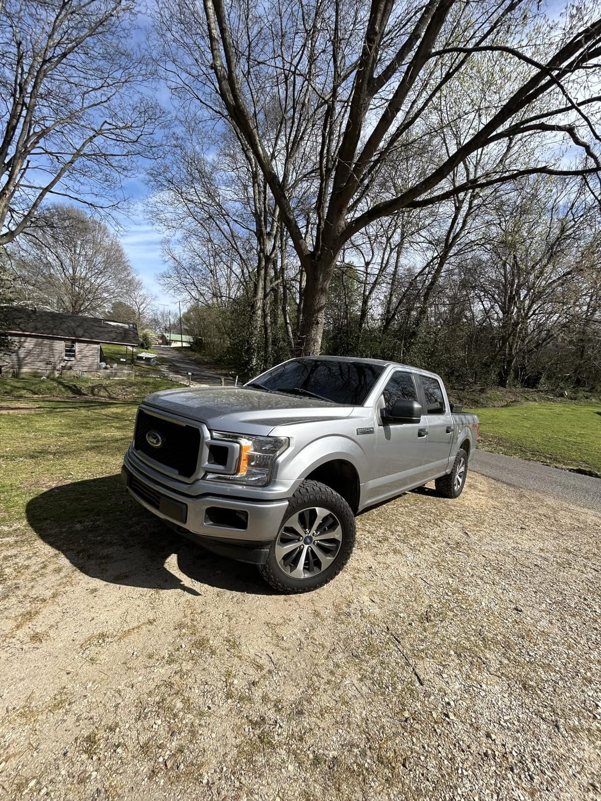 Venom Power Terra Hunter R/T+ LT33X12.50R20 Rugged Terrain F (12 Ply) Tire customer photo 1
