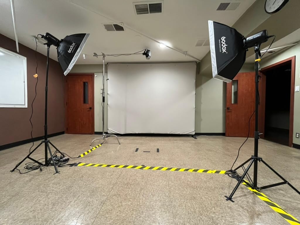 Godox 750W Professional Studio Strobe Flash Light Kit, 3-Light Godox Strobe Lighting Kit for Photography, 3x250W 5600K Monolights with Strobe Trigger, Softbox, Light Stands, Boom Arm customer photo 2