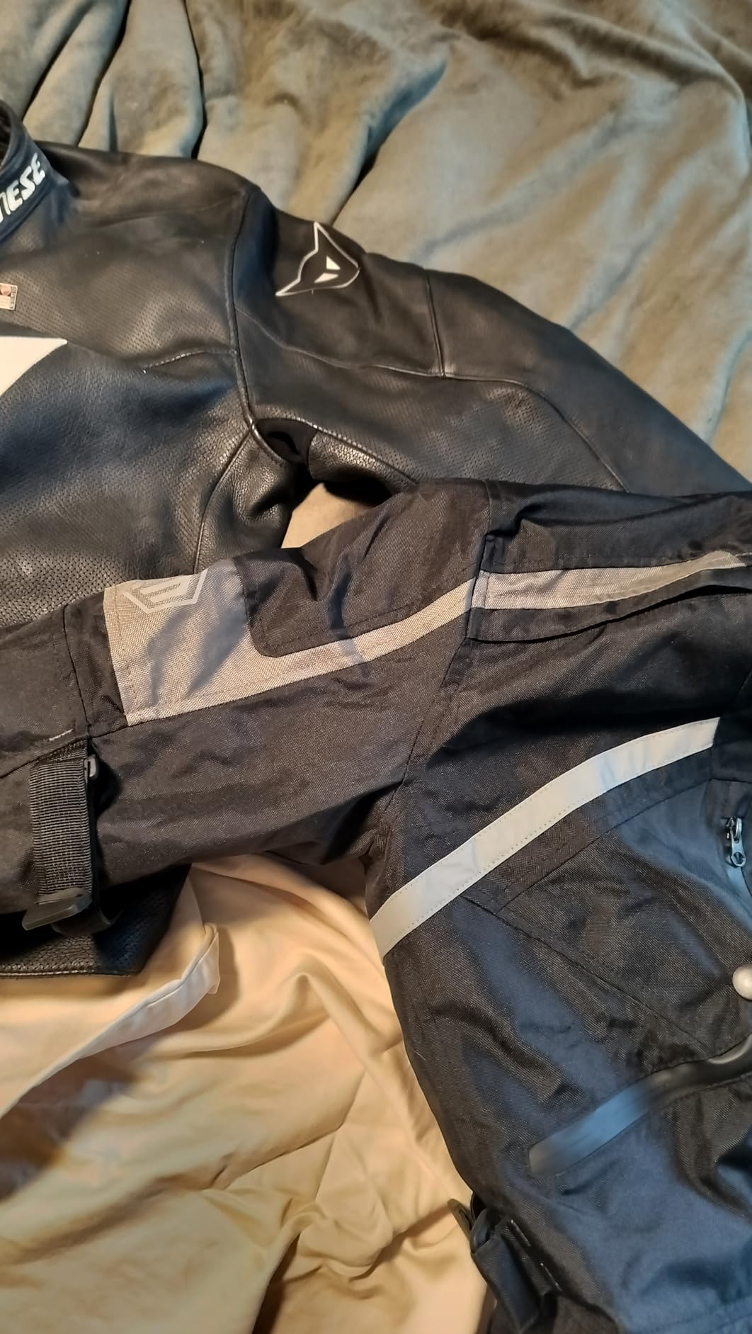 ILM Motorcycle Jacket Adventure Mens Riding Armored Airflow Dirt Bike Touring Waterproof Clothing All Season Model RL01 customer photo 1