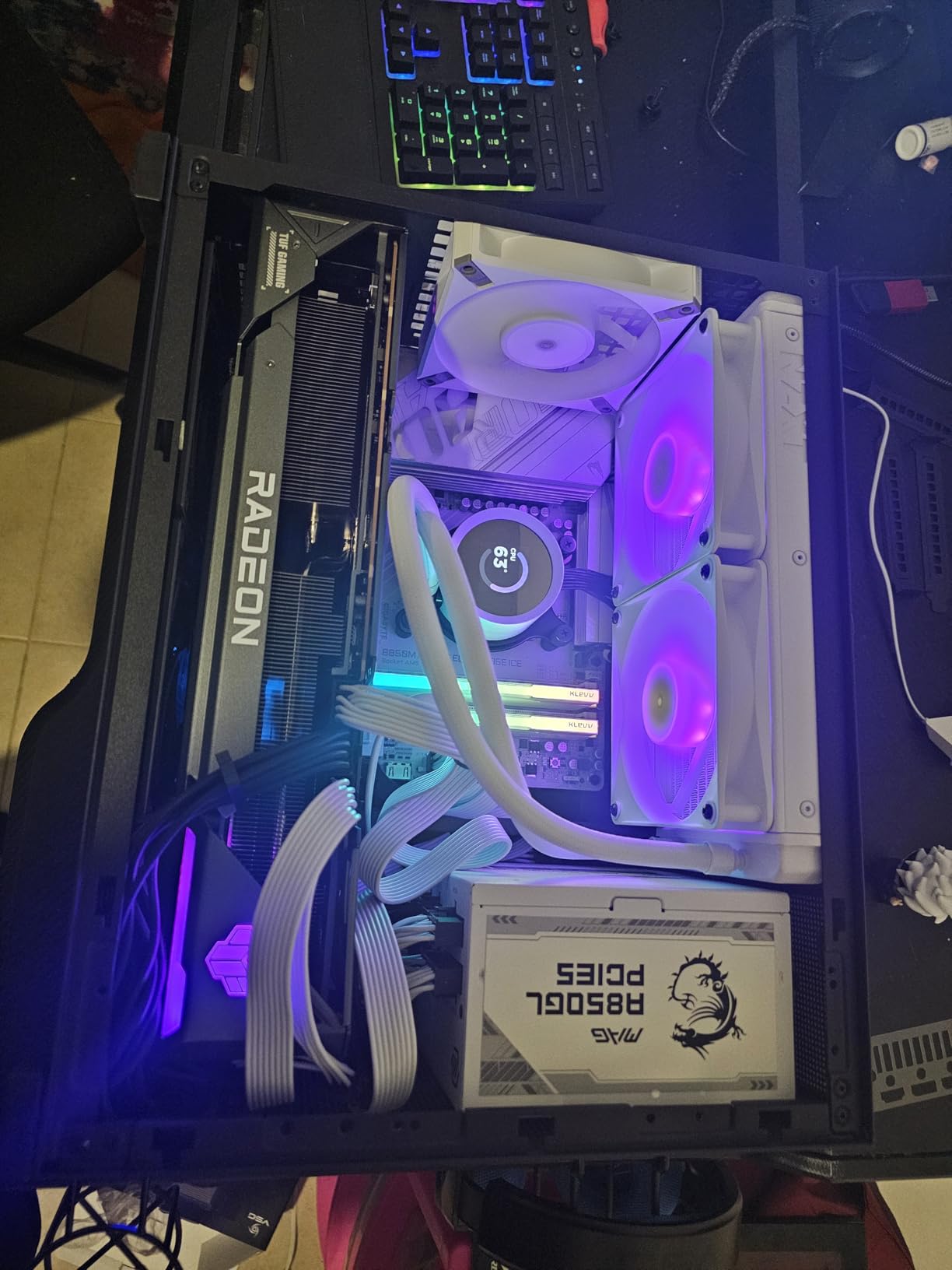 ASUS TUF Gaming AMD Radeon RX 7900 XT OC Edition Gaming Graphics Card (PCIe 4.0, 20GB GDDR6 Memory, 1x HDMI 2.1, 3X DisplayPort 2.1, GPU Tweak III, TUF-RX7900XT-O20G-GAMING) customer photo 2