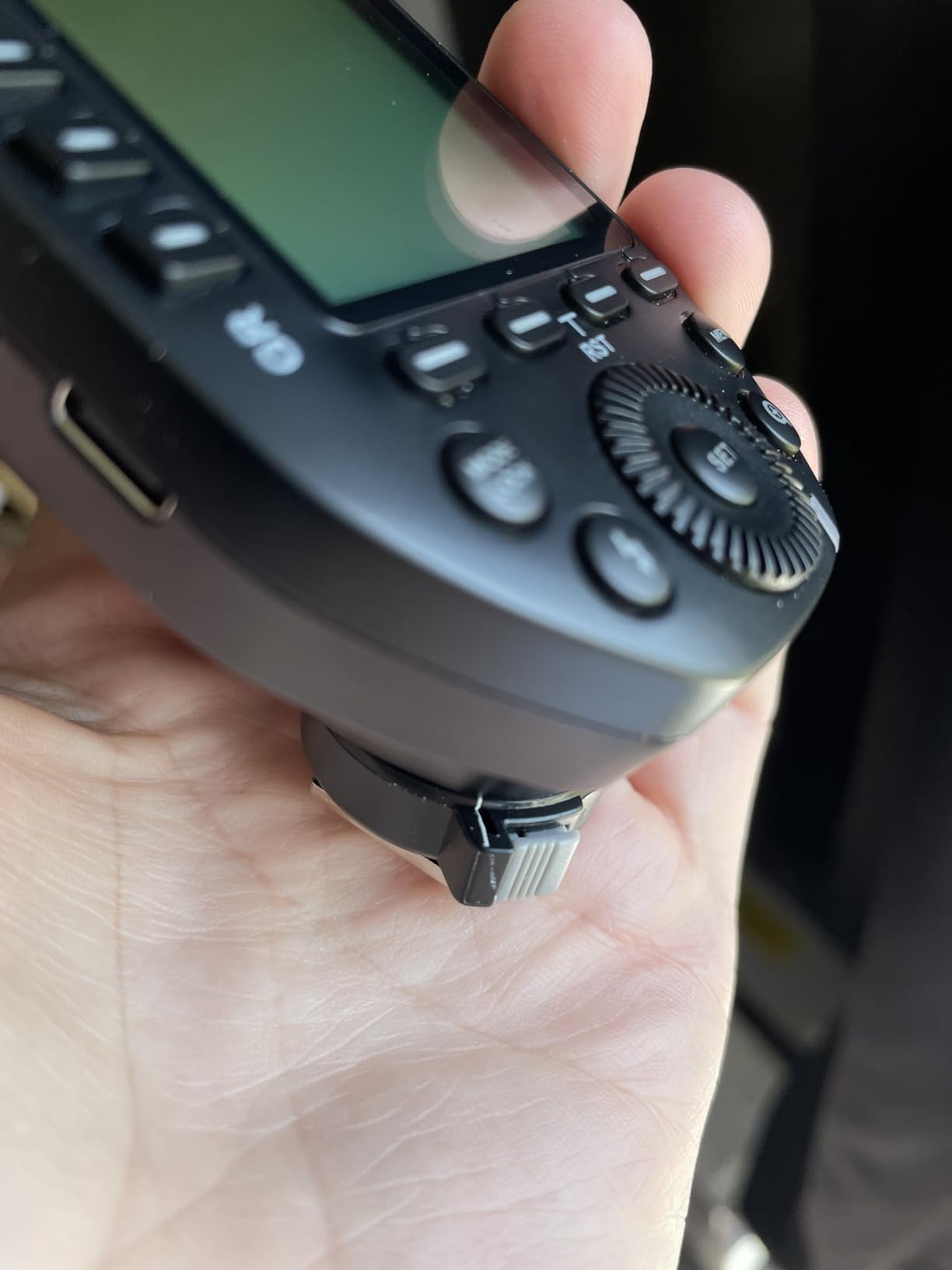 Godox XProII-C TTL Wireless Flash Trigger Compatible for Canon Cameras, 2.4G Wireless Flash Transmitter HSS 1/8000S,Bluetooth Connection, TCM Transform Function, New Hotshoe Locking, Large LCD Display customer photo 1