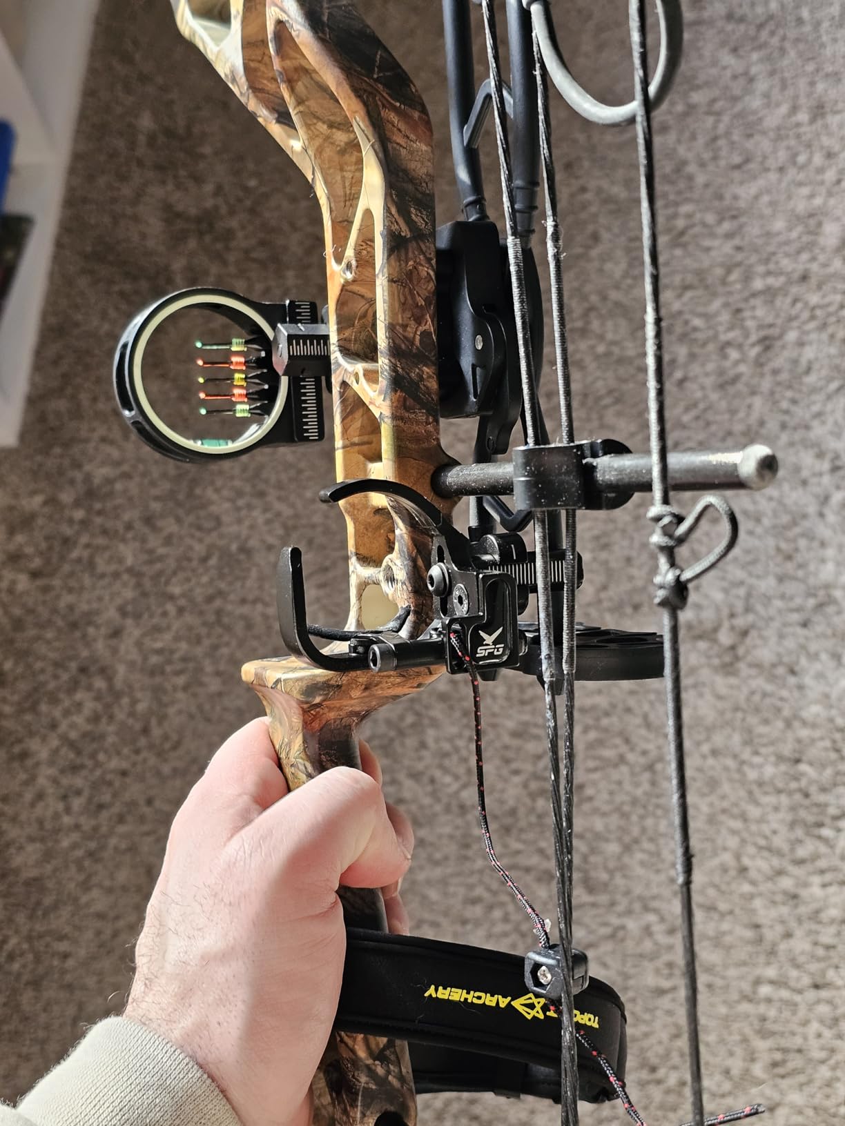 Drop Away Arrow Rest - Upgrade Archery Rest for Compound Bow Metal Adjustment Black Recurve Fall Away Arrow Rest Right Hand Hunting Target Shooting (Upgrade Rest) customer photo 2