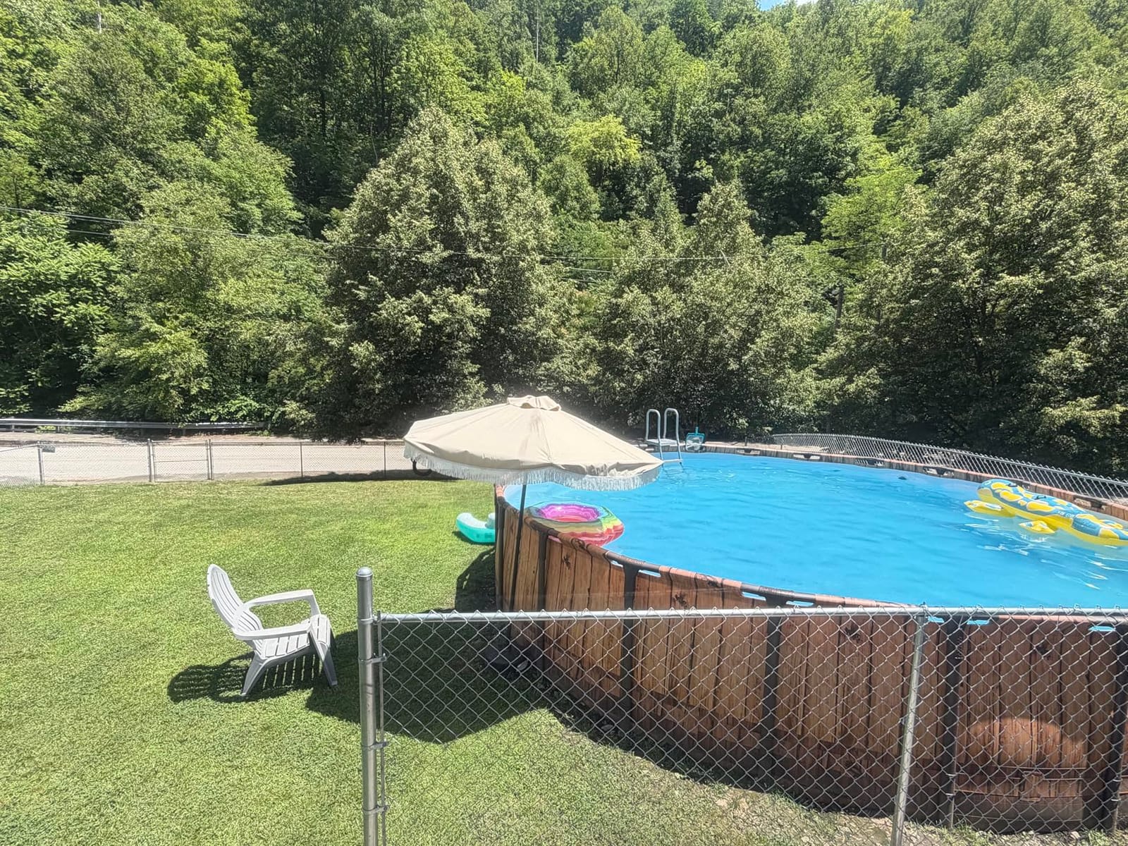 Pool Vacuum for Above Ground Pool with a Telescopic Pole, Running time up to 1H, Handheld Rechargeable Pool Cleaner with Powerful Suction up to 18.5 gallons/min, Ideal for Leaves & Debris, PC10 customer photo 2