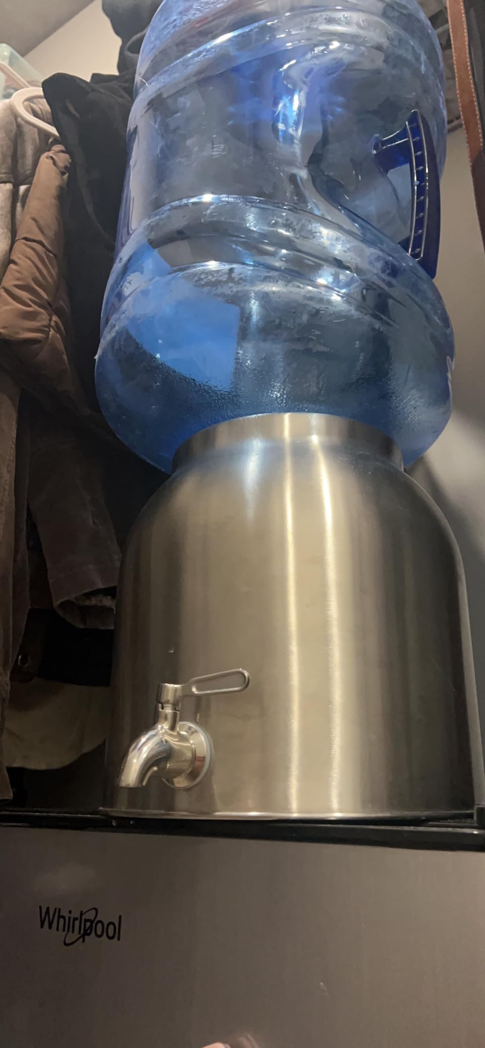 Stainless Steel Water Dispenser, 2.5 Gallon Drink Dispenser with 18/8 Stainless Steel Spigot & Airtight Lid, Water Cooler Dispenser Countertop for 3-5 Gallon Bottle, Water Crock for Parties Home customer photo 2
