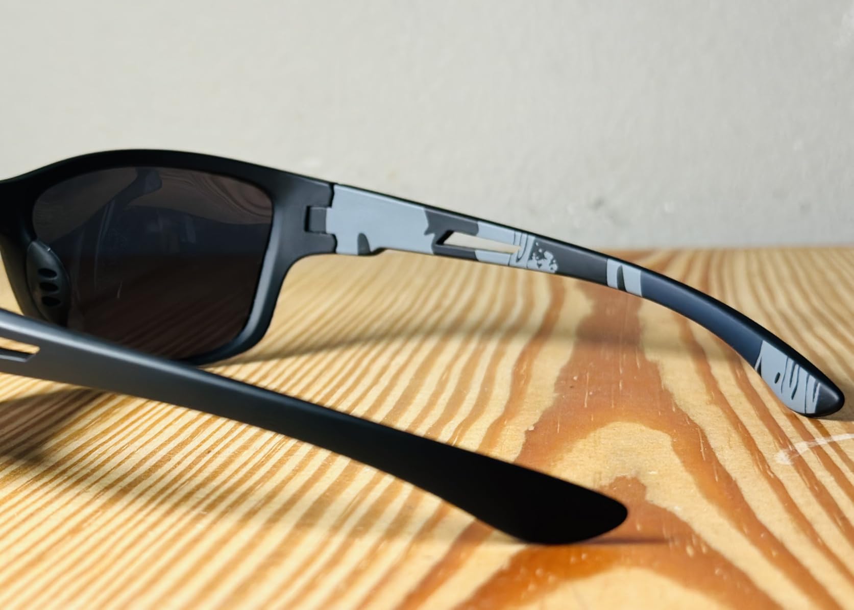 suoso Polarized Sports Sunglasses for Men: UV400 Protection Glasses Wrap Around Goggles for Driving Fishing customer photo 2