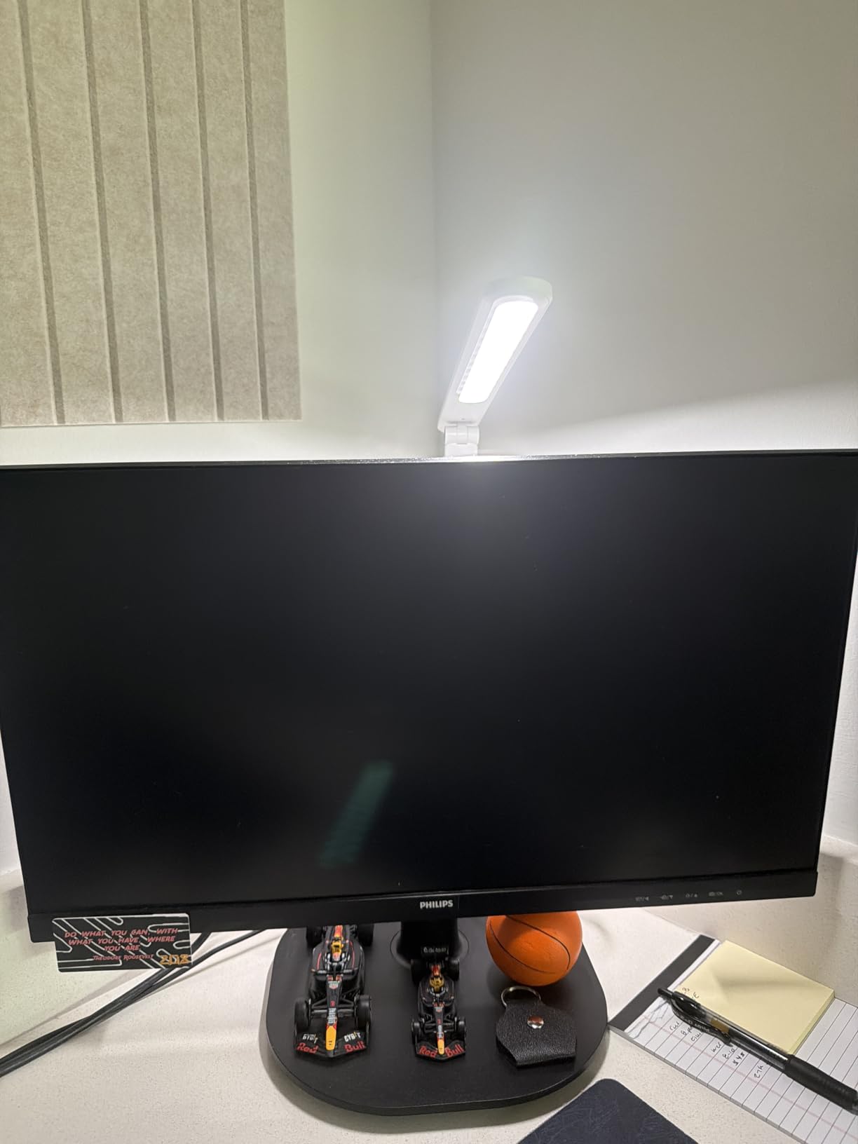 Honeywell HWT-H01 LED Desk Lamp, Foldable & Stepless Dimmable, White customer photo 2