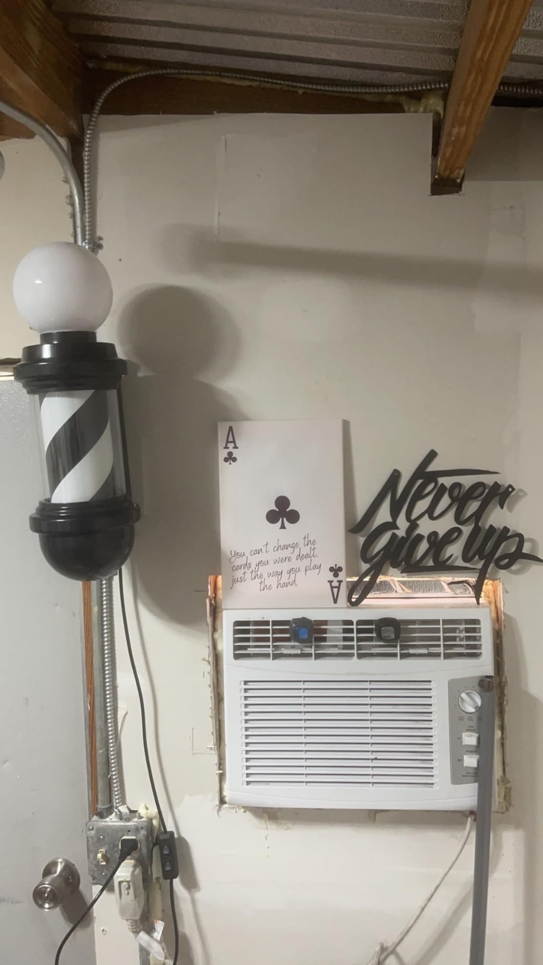20'' Mini Black Barber Pole Light customer photo 2
