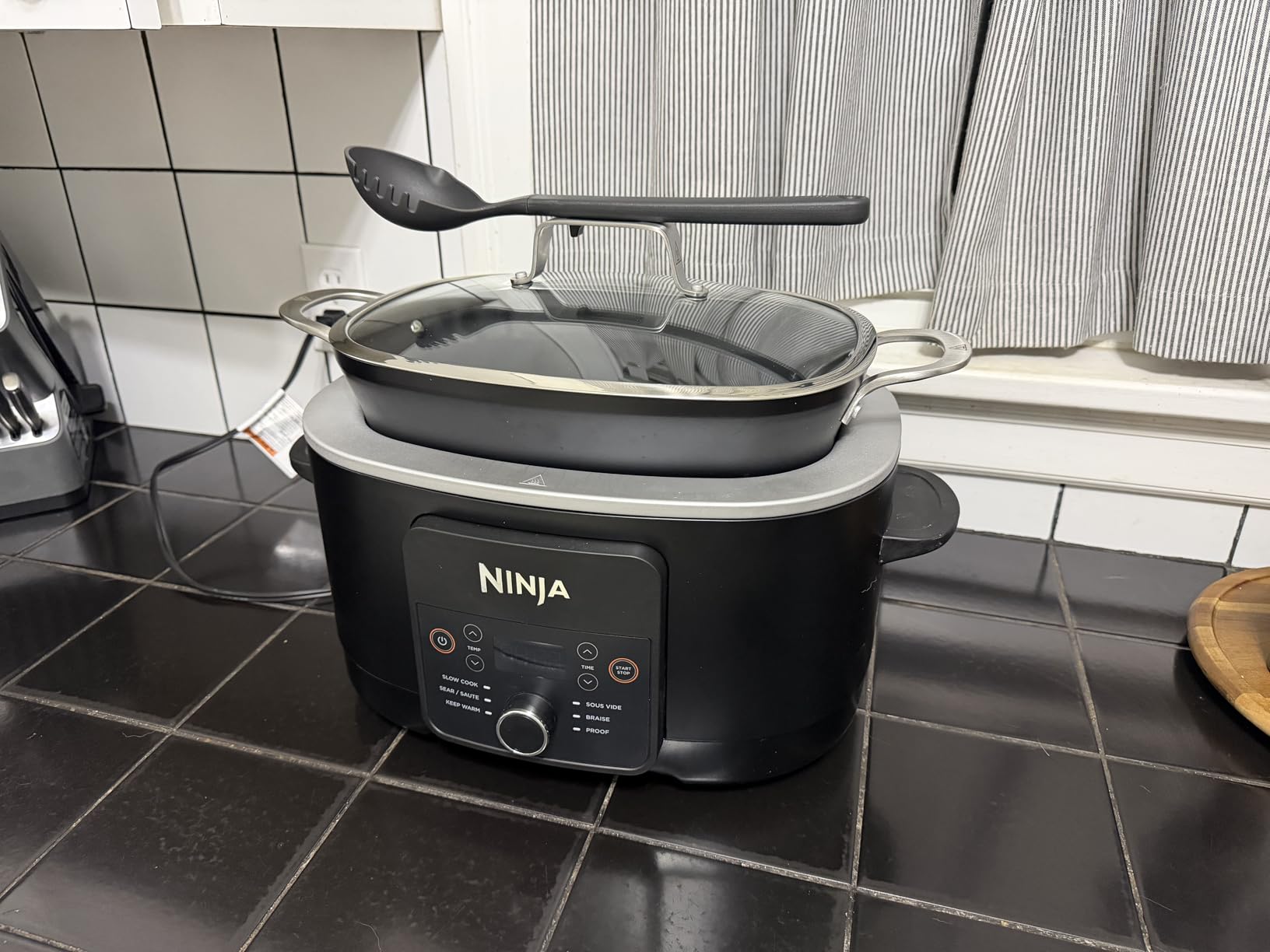 Ninja® PossibleCooker™ PLUS 6-in-1, 8.5-qt, Black, MC1010 customer photo 2