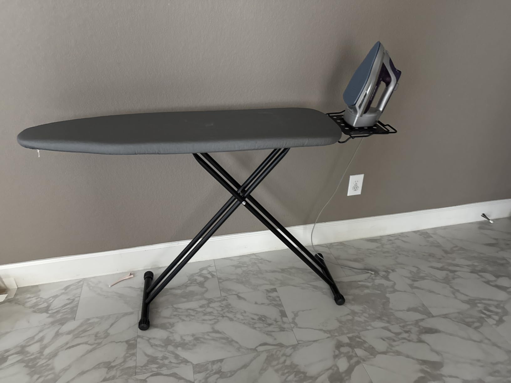 Jakeefud Deluxe Ironing Board with Heat Resistant Cover and Thicken Felt Pad, Heavy Sturdy Legs,Full Size Hanger Iron Board,Foldable (L-Grey) customer photo 2