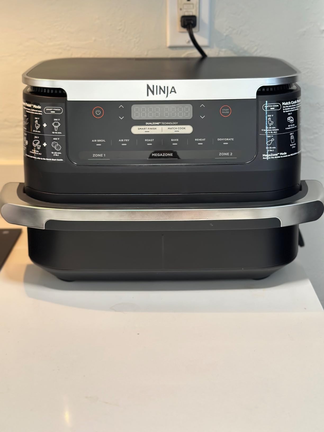 Ninja Foodi Air Fryer, 7 Qt MegaZone, 6-in-1, Black, DZ071 customer photo 1