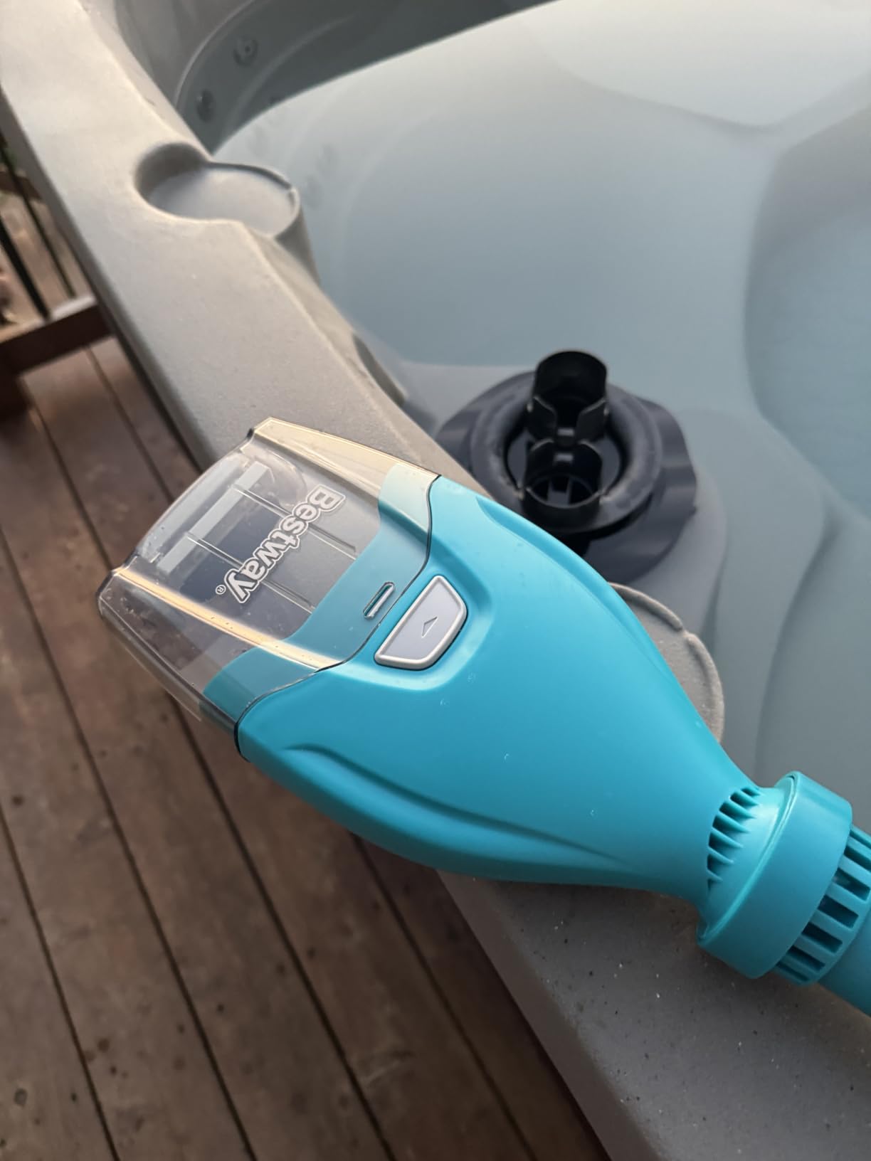 Bestway AquaTech Cordless Pool Vacuum, Pole Vac for Up to 10 Ft Pools customer photo 1