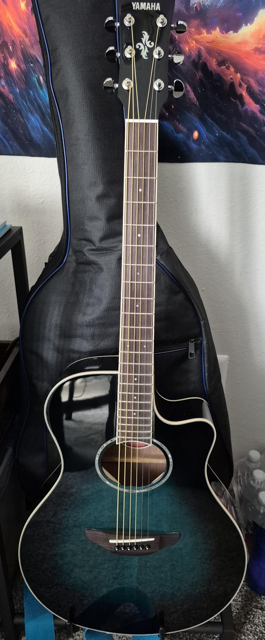 Yamaha APX600M Thin Body Acoustic-Electric Guitar, Matte Finish customer photo 1