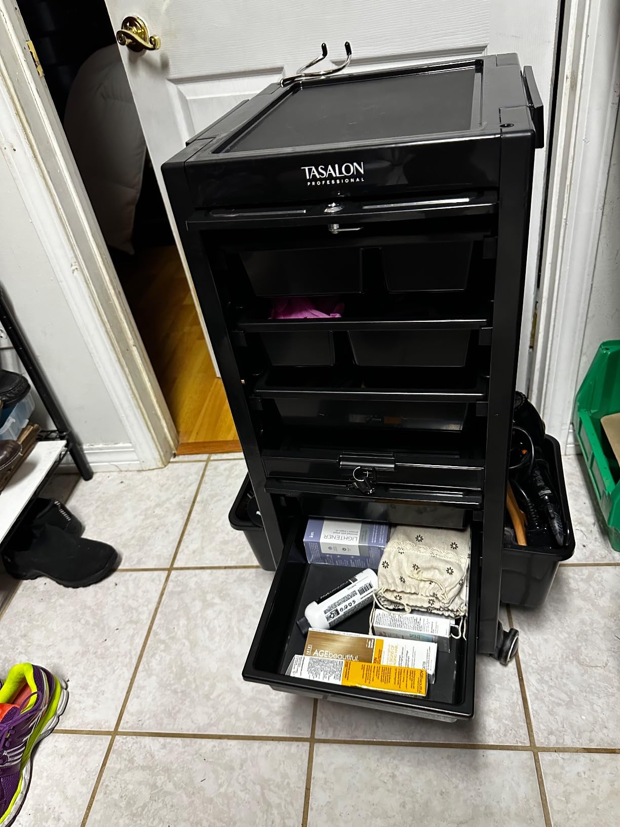 TASALON Lockable Salon Trolley Cart with Wheels and 6 Drawers & 2 Bucket customer photo 2