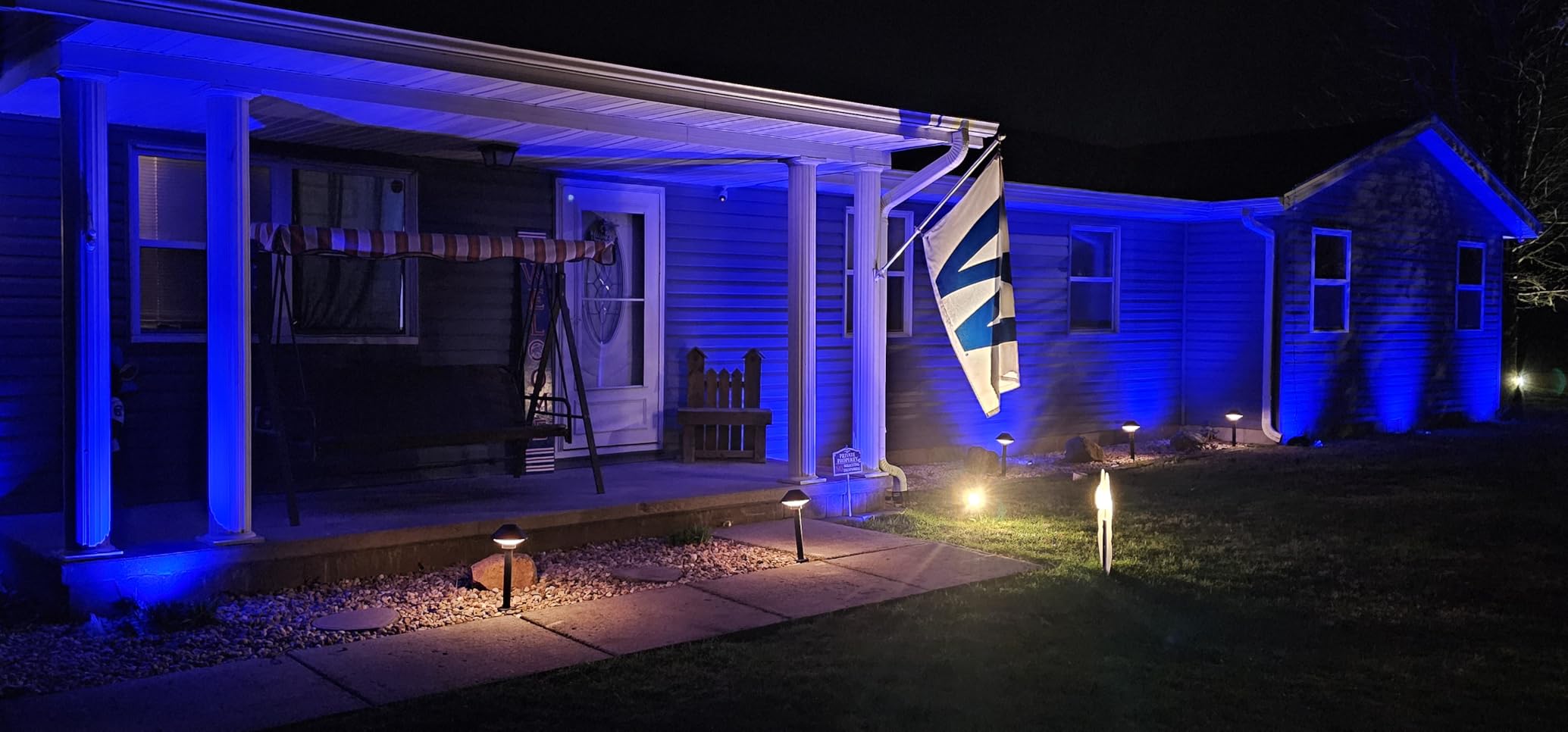 ZUCKEO RGB Low Voltage Landscape Lights LED Color Changing Well Lights, Outdoor In Ground Light Waterproof Accent Spotlights 12-24V Landscape Lighting for Yard Garden Pathway(8Pack with Connectors) customer photo 2